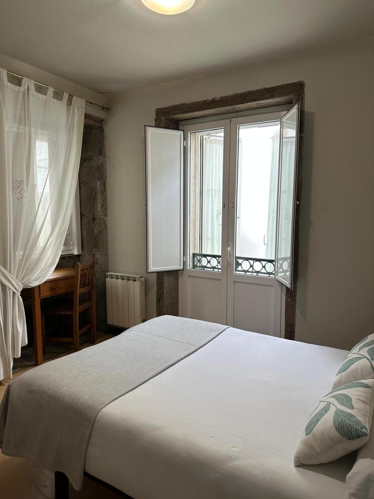 Double Bed