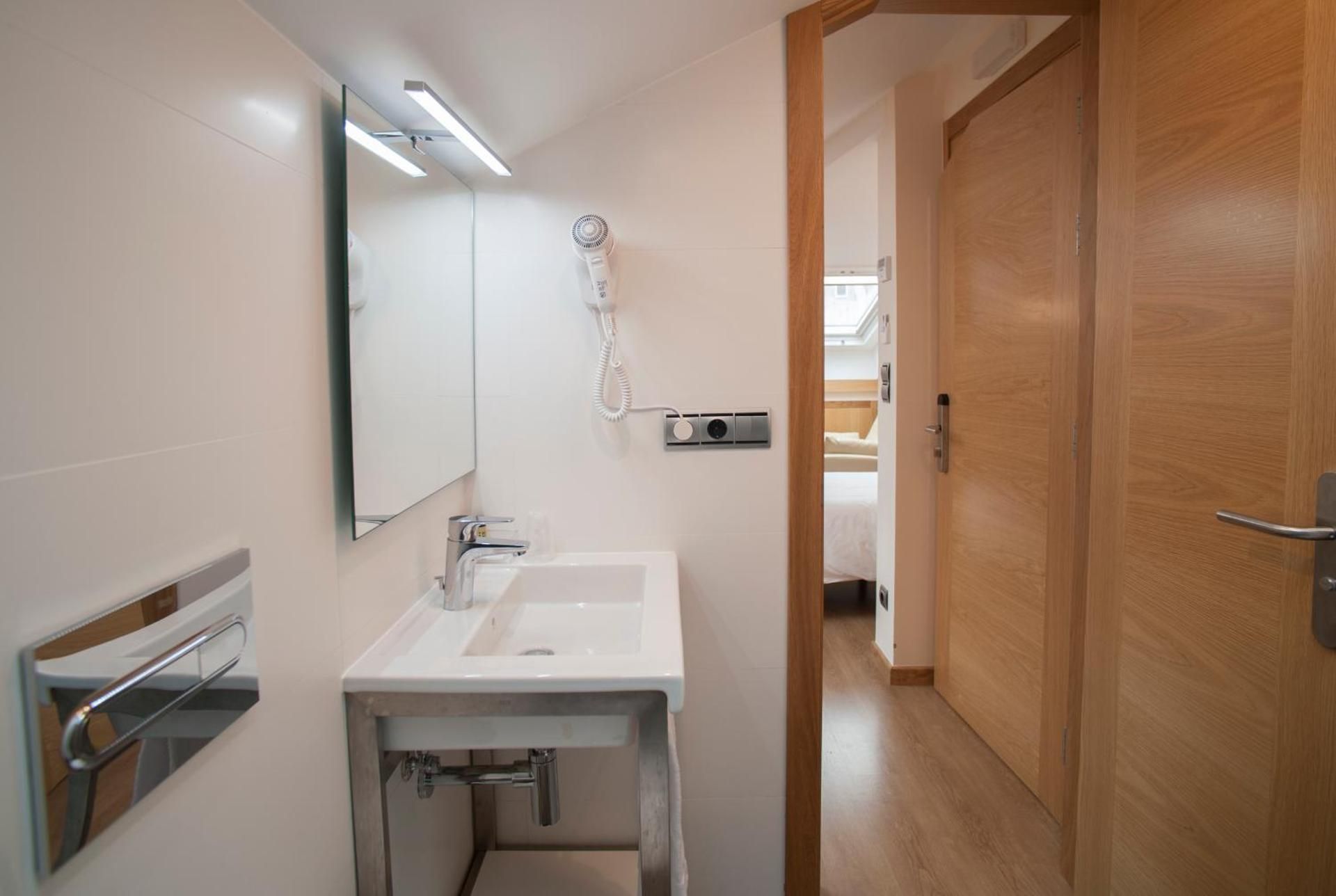 Pension O Codice by Moradas Nieto Single Room - Attic 3