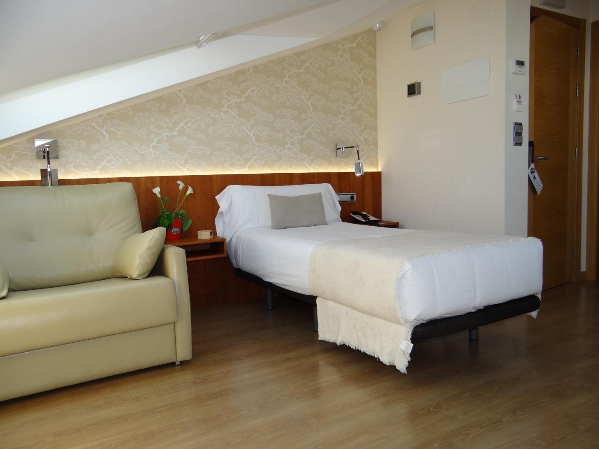 Pension O Codice by Moradas Nieto Single Room - Attic 2