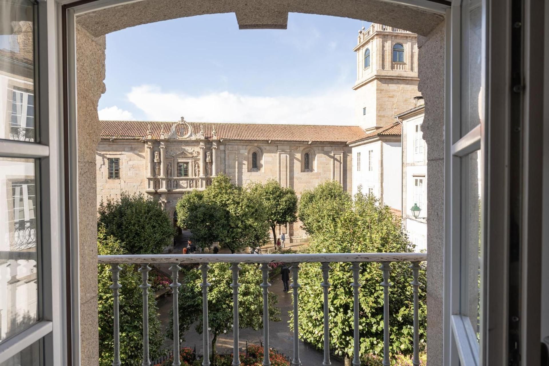 Junior Suite with Garden View