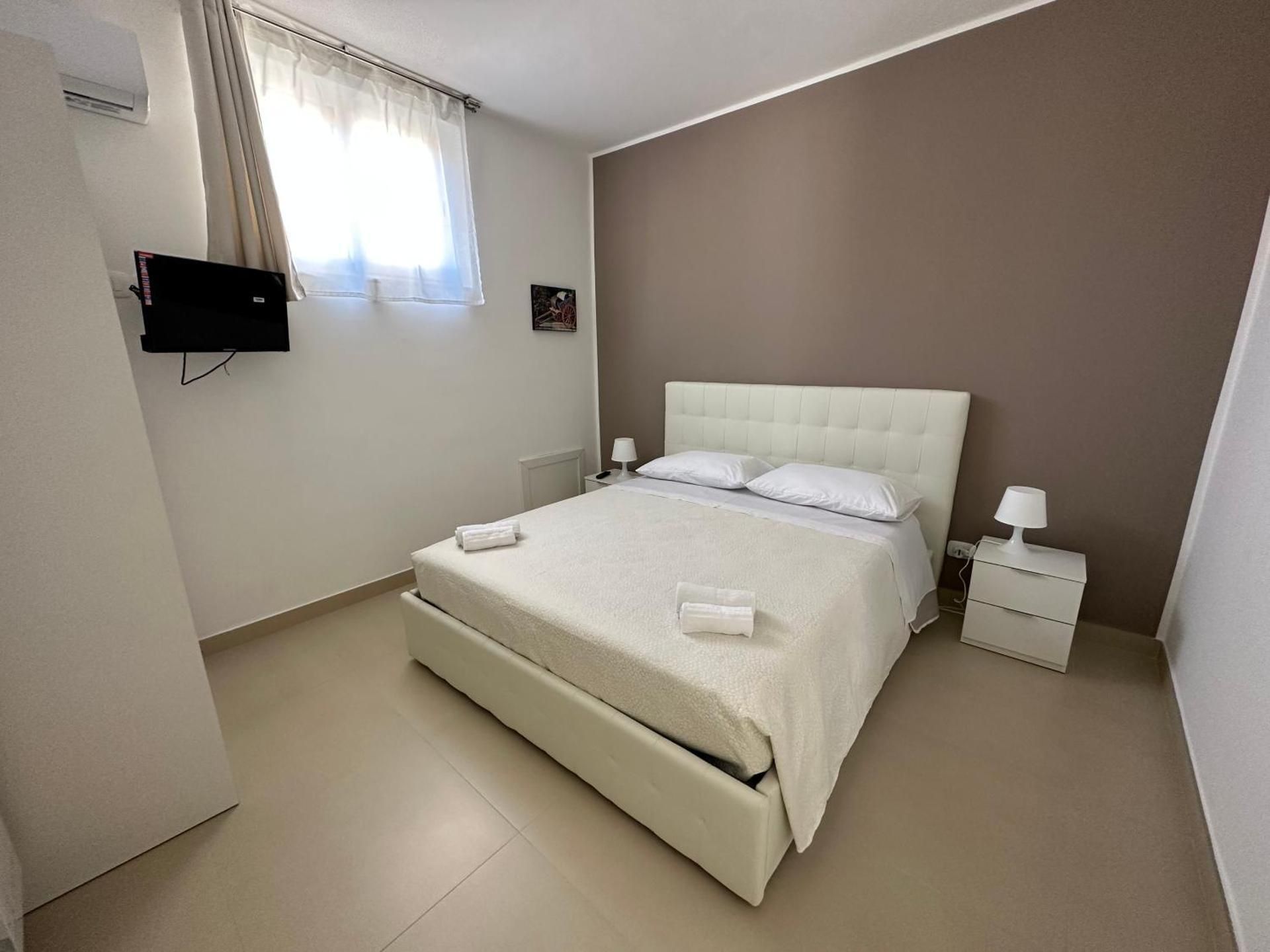 Four Rooms Naxos