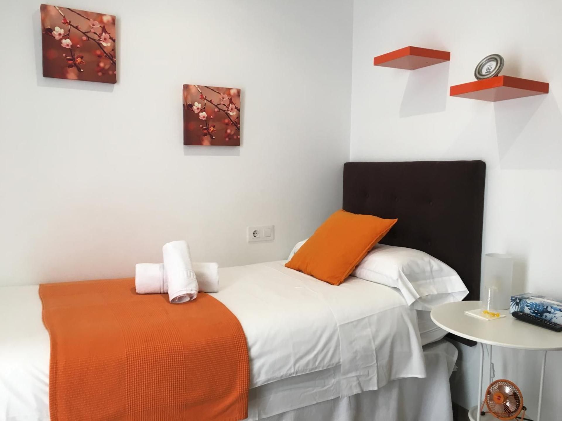 Pension Residencia Fonseca Single Room with Shared Bathroom 2