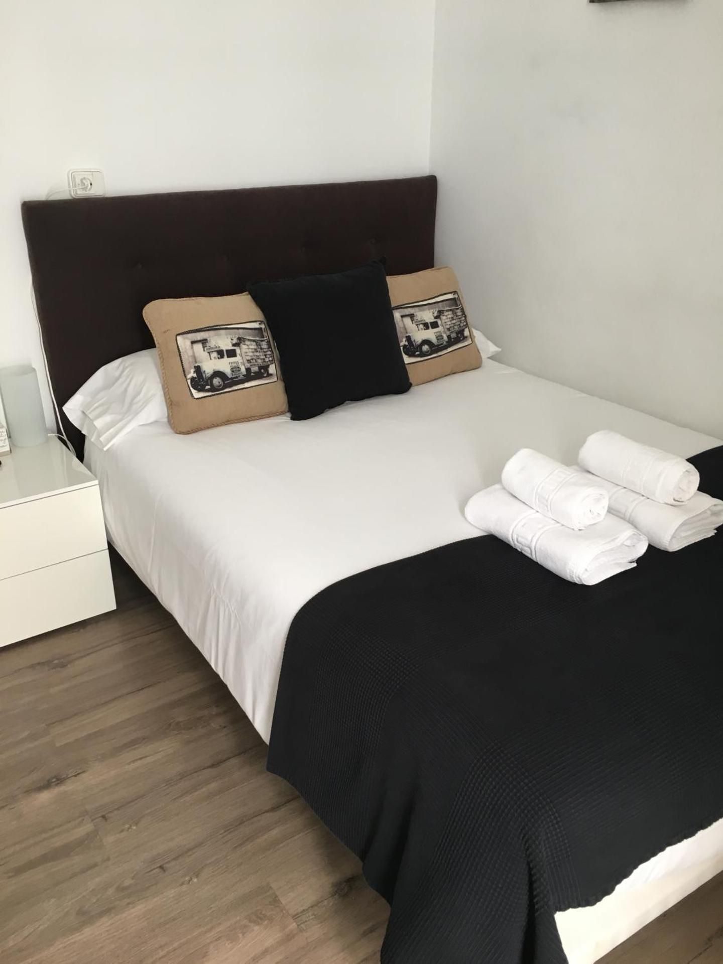 Pension Residencia Fonseca Standard Double Room with Shared Bathroom 3