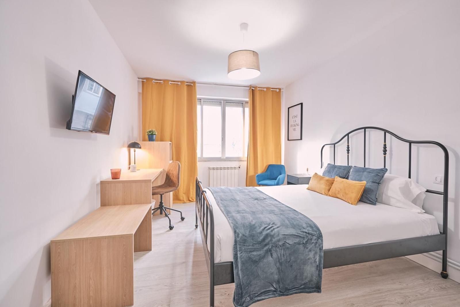 Double Room with Private Bathroom