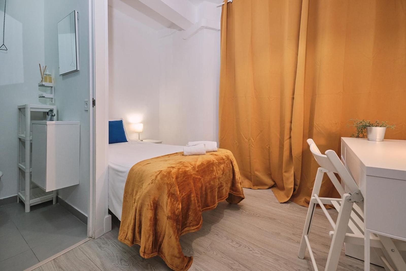 Single Room with Bathroom
