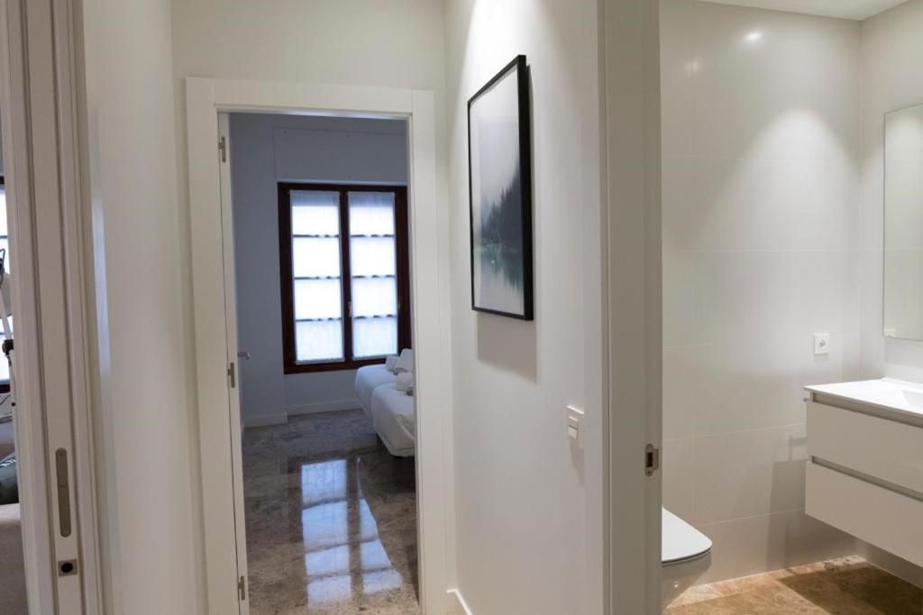 Two-Bedroom Deluxe Apartment