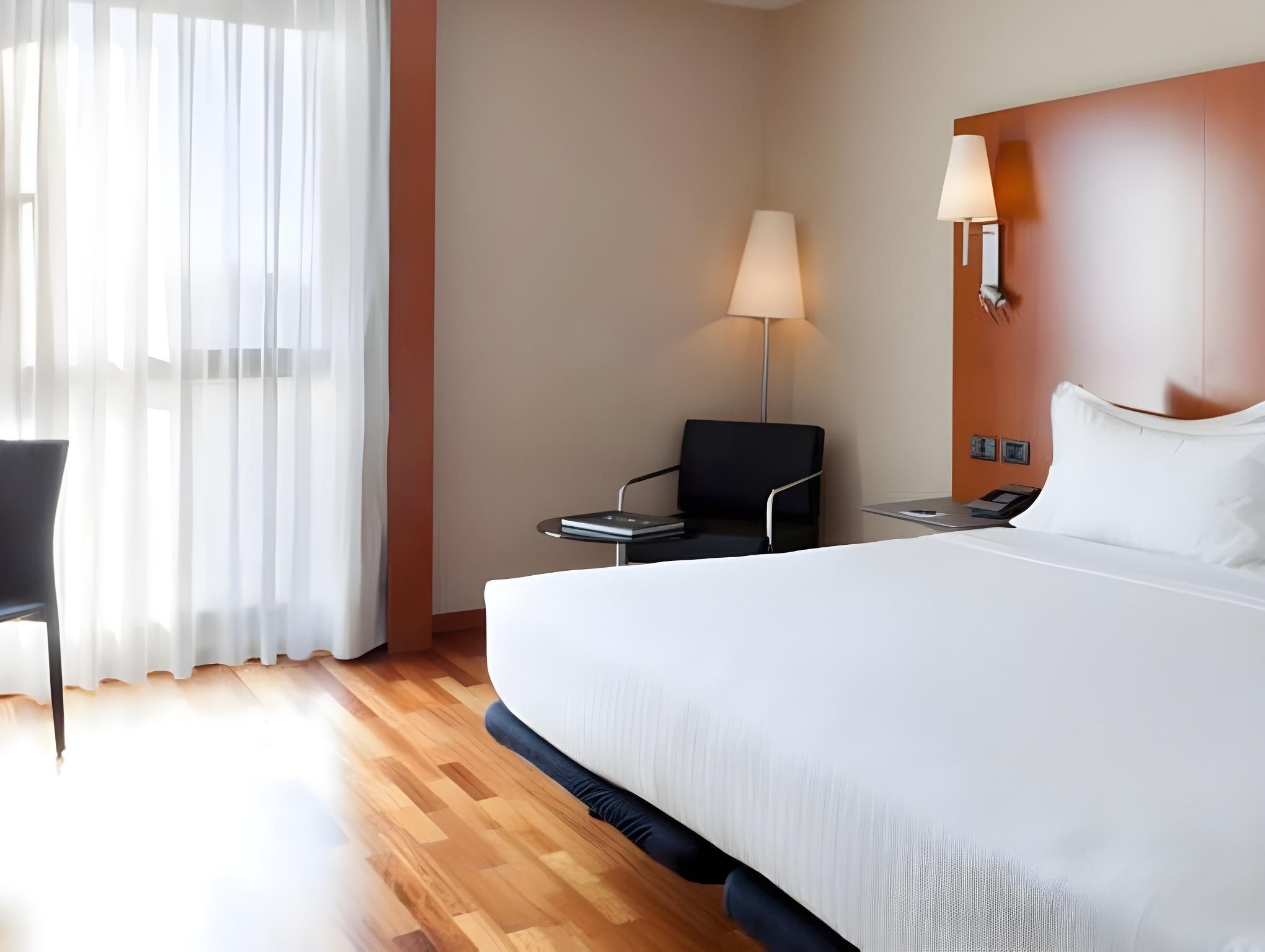 Junior Suite, 1 King or 2 Twin/Single Bed(s)