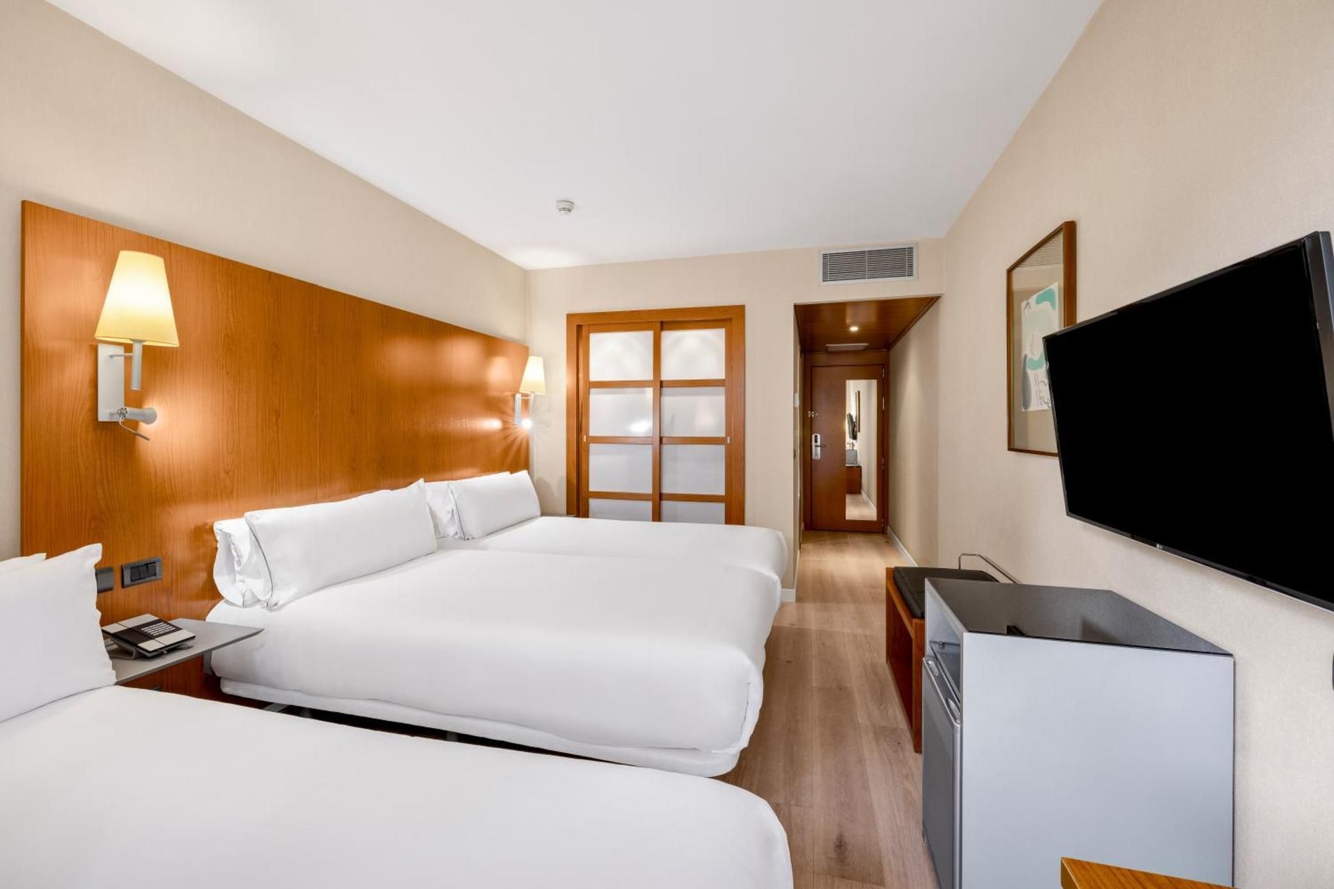 Triple Room