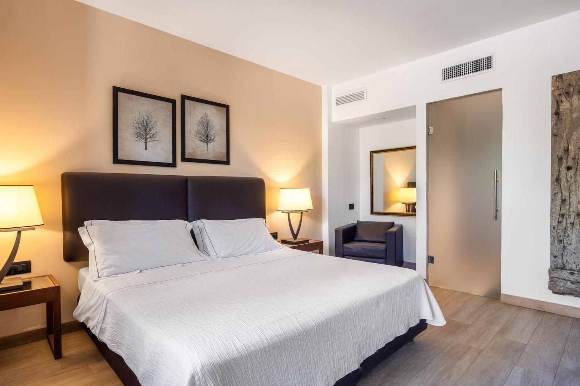 Double Room with Spa Bath