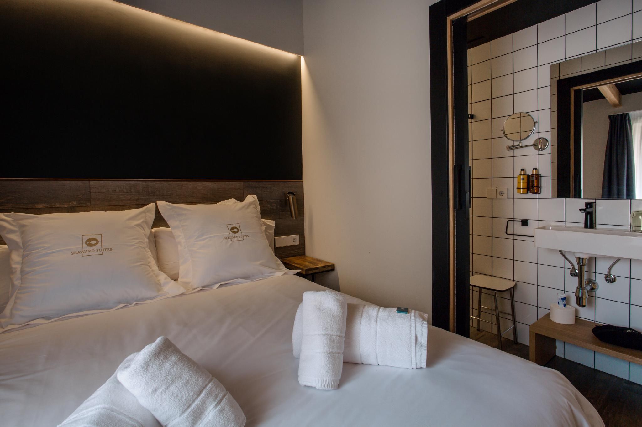 Pou Habitacion Doble-Baño Privado-Superior