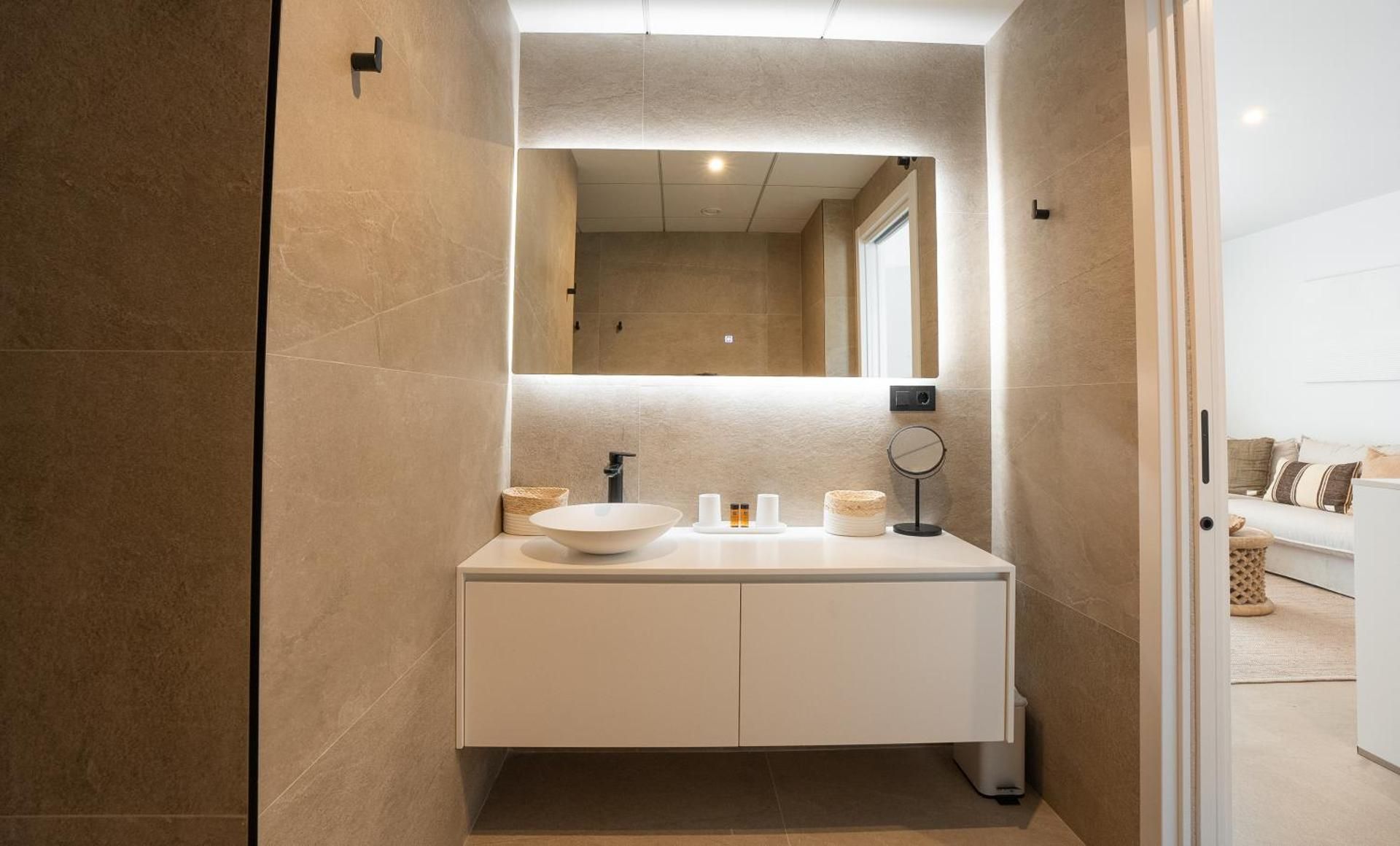 One-Bedroom Premium Apartment with Ocean View