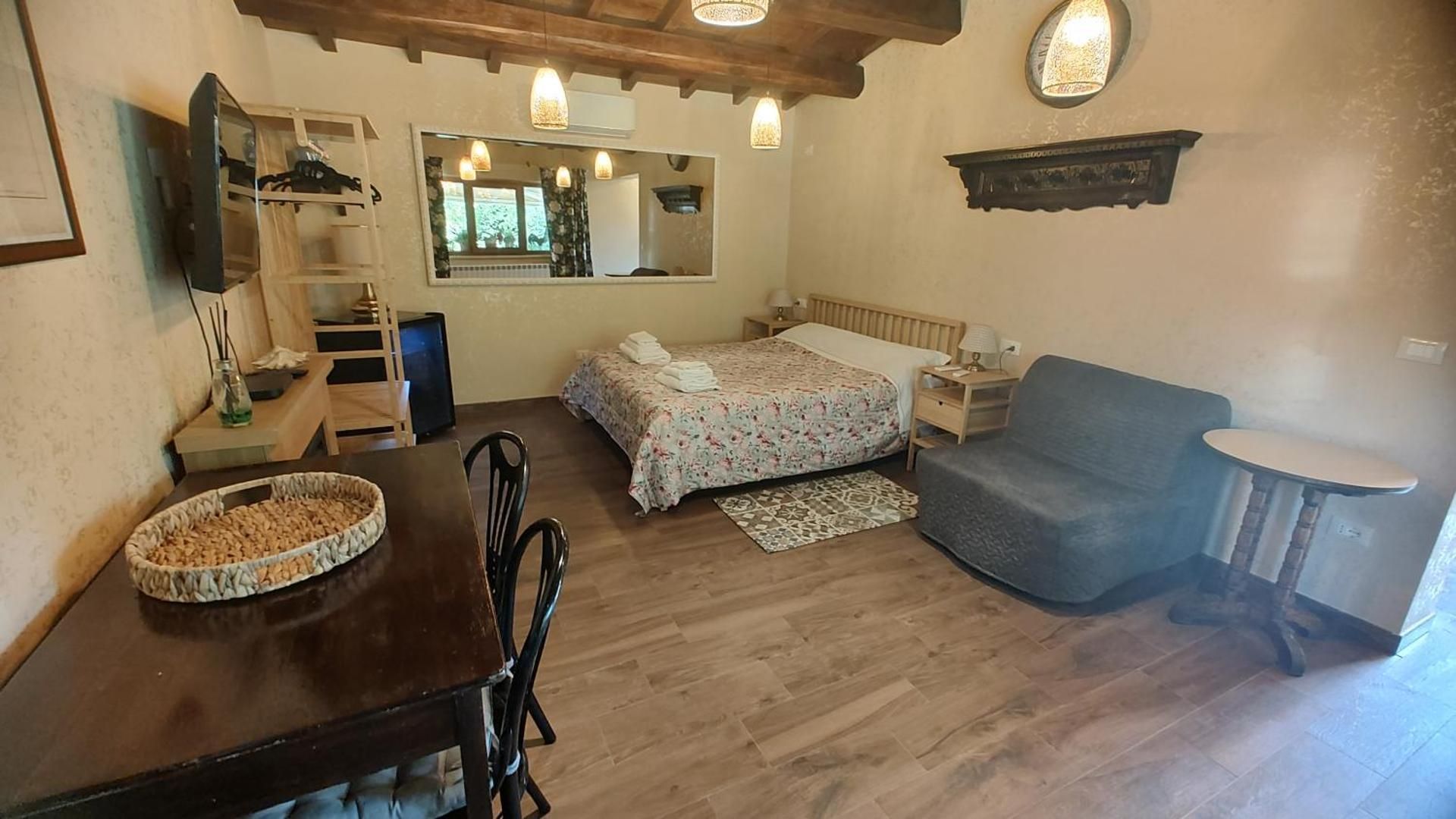 King Room with Garden View
