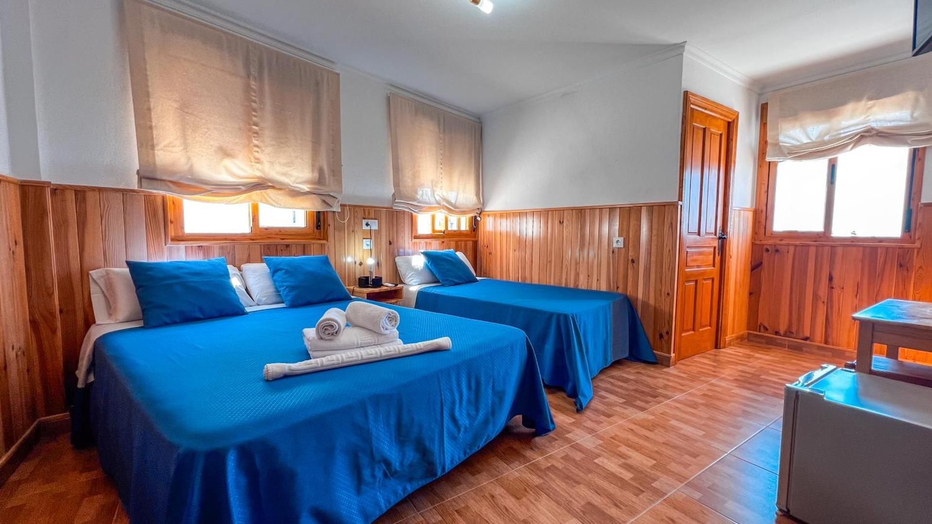 Triple Room with Sea View