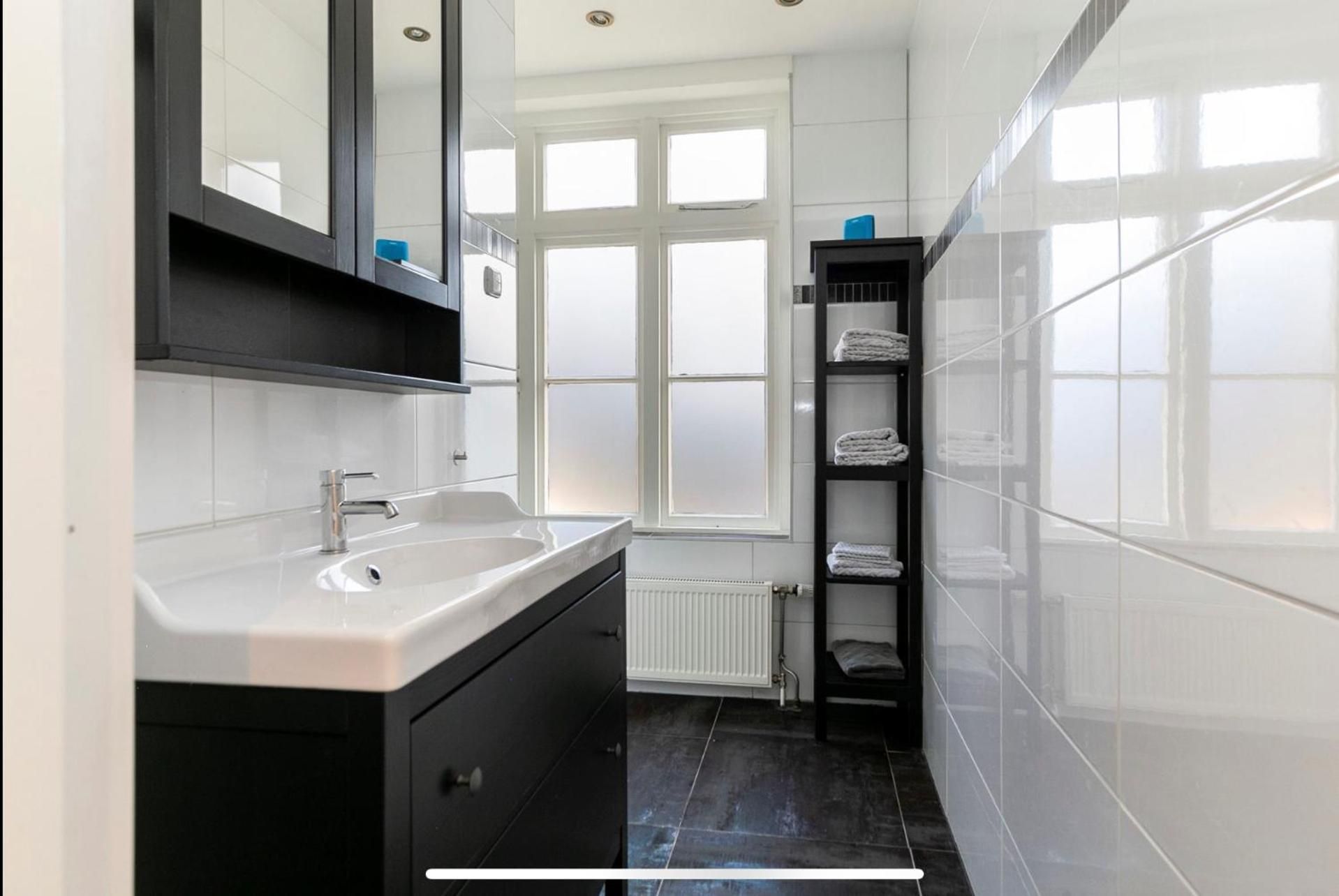 Deluxe Double Room with Shower