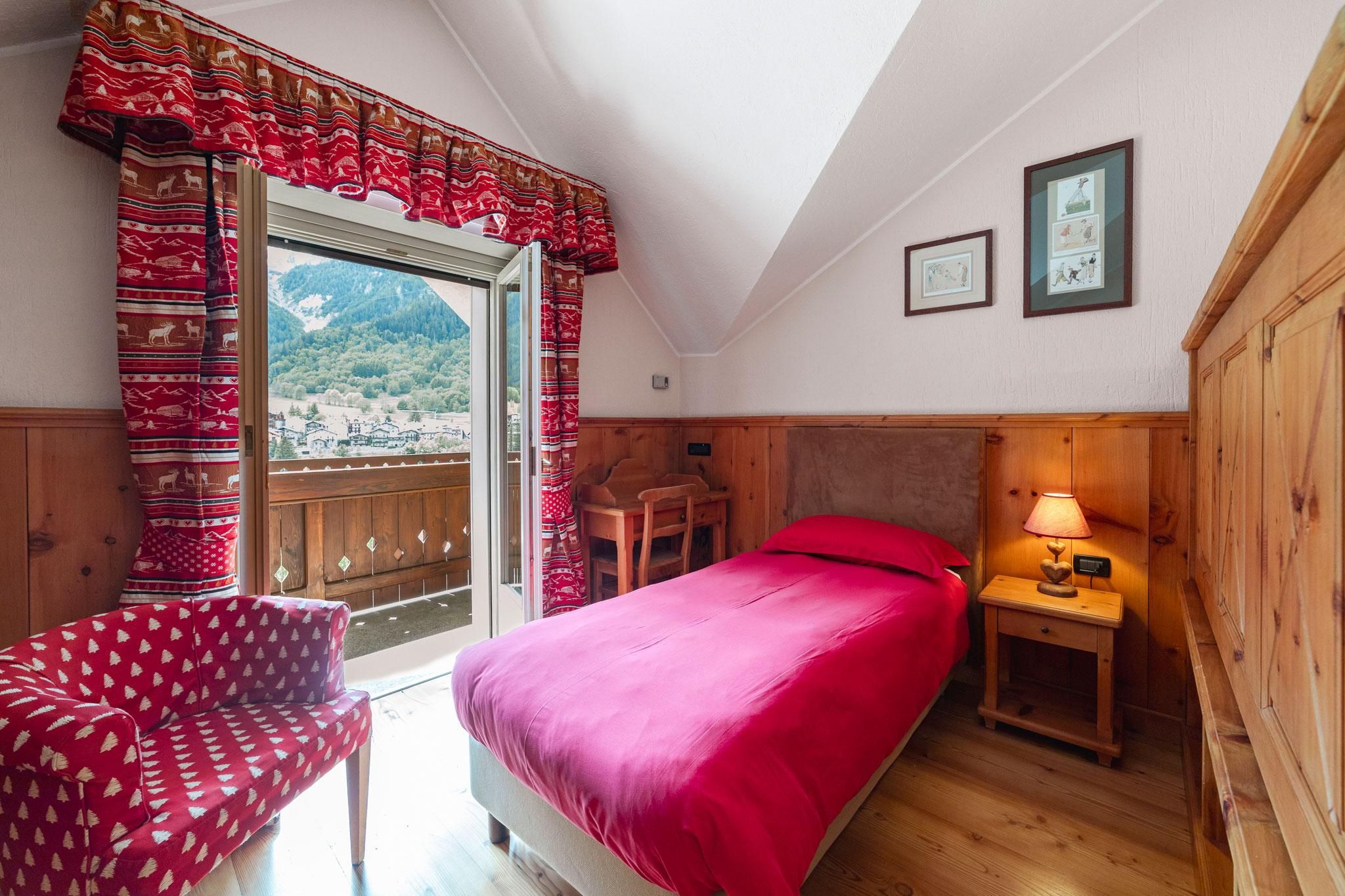 Single bed room
