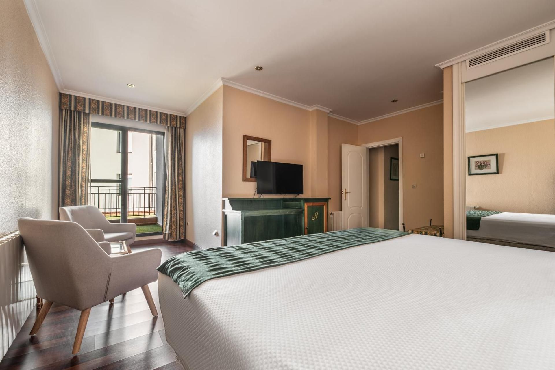 Junior Suite