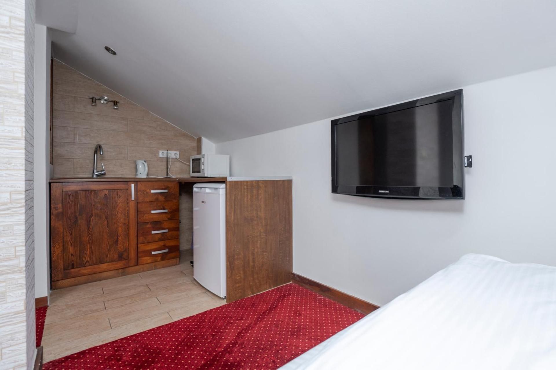 Deluxe Family Suite