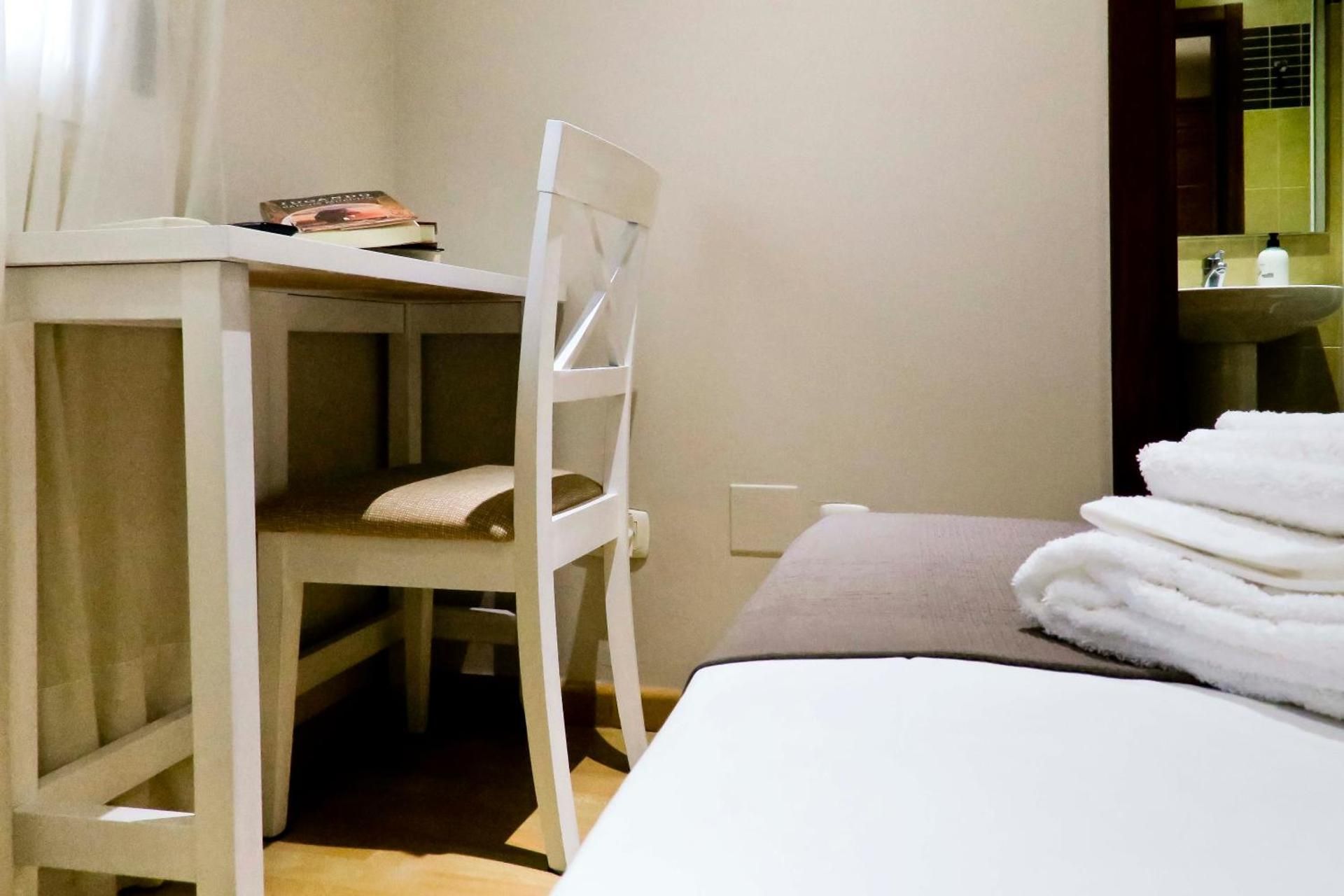 Single Room With Private Bathroom