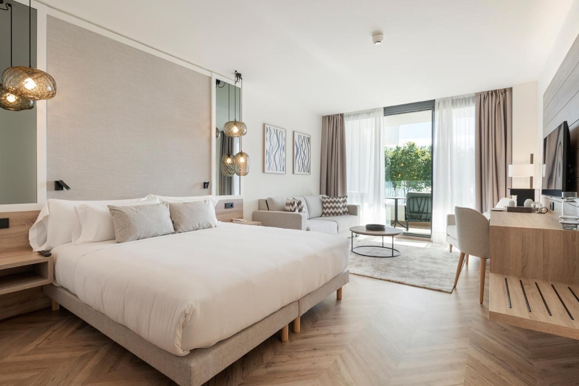Double Room with Parking