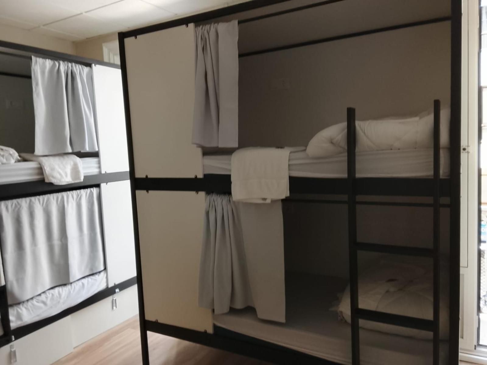 Bed in 4-Bed Mixed Dormitory Room
