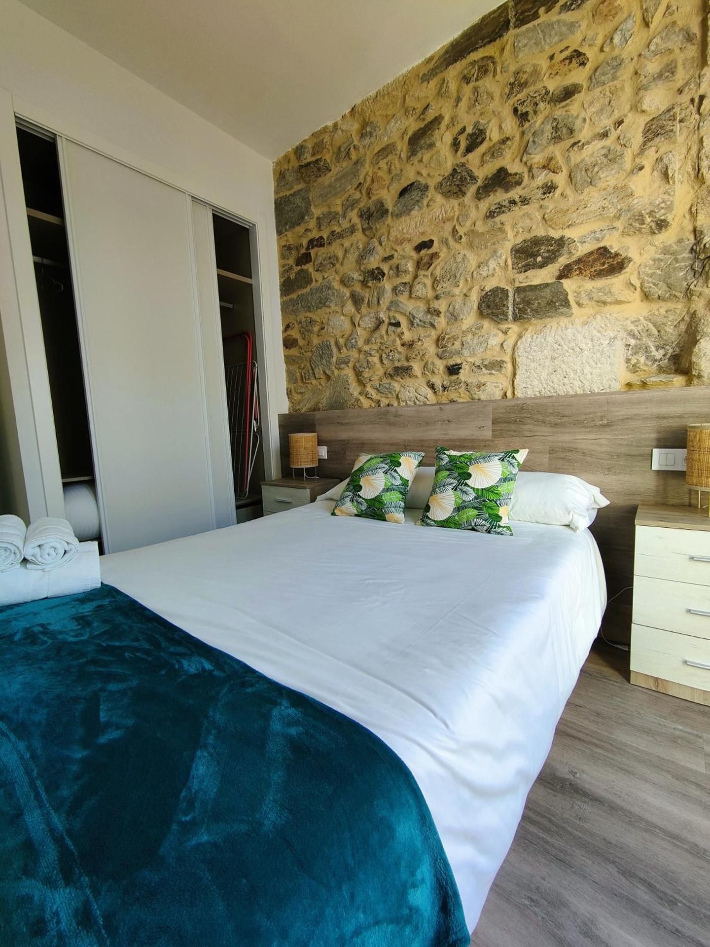One-Bedroom Standard Apartment