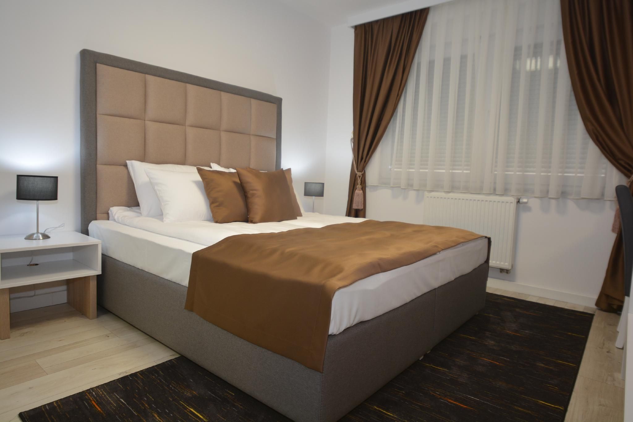 One Bedroom Apartment