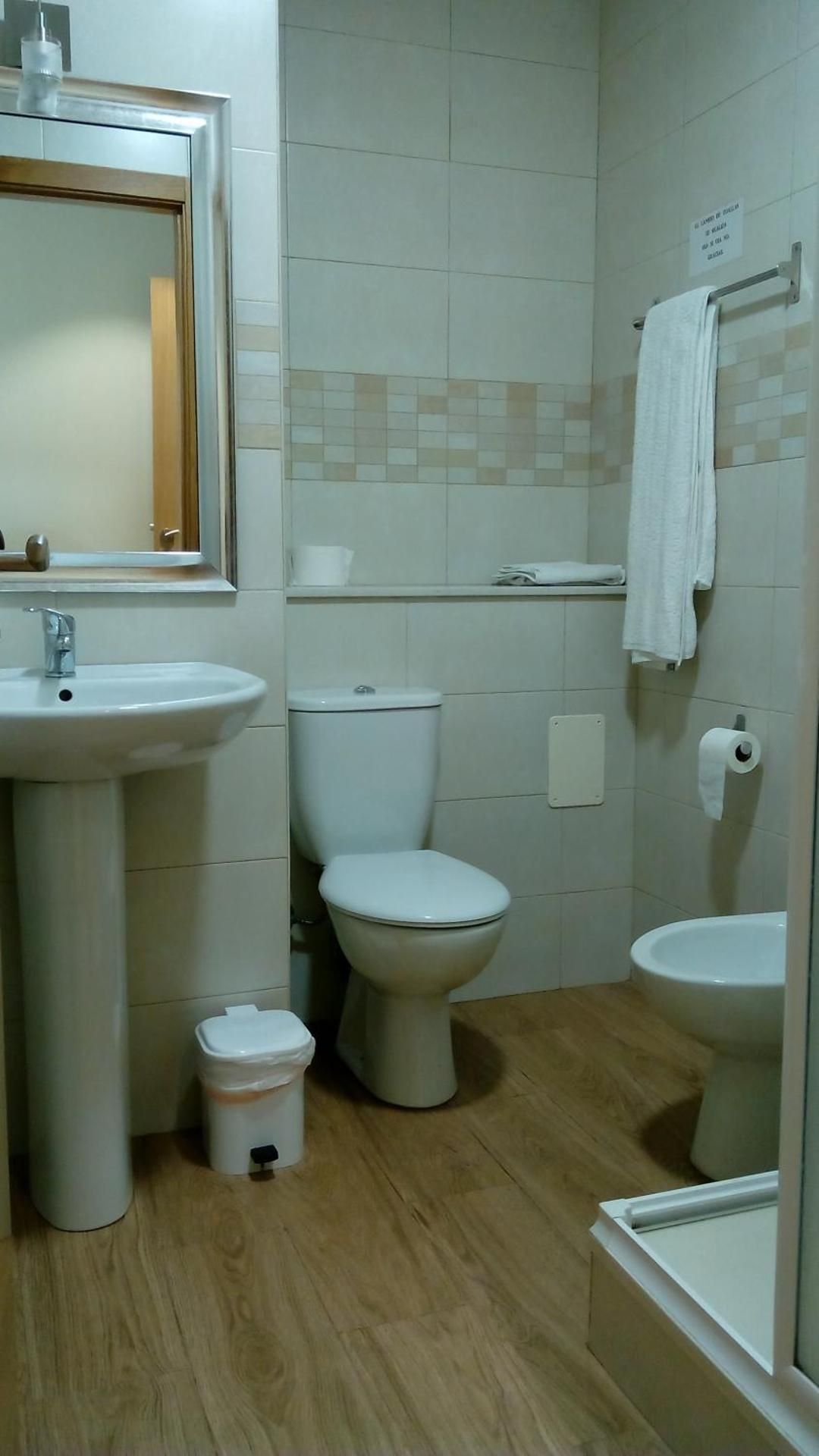 Comfort Triple Room with Shower