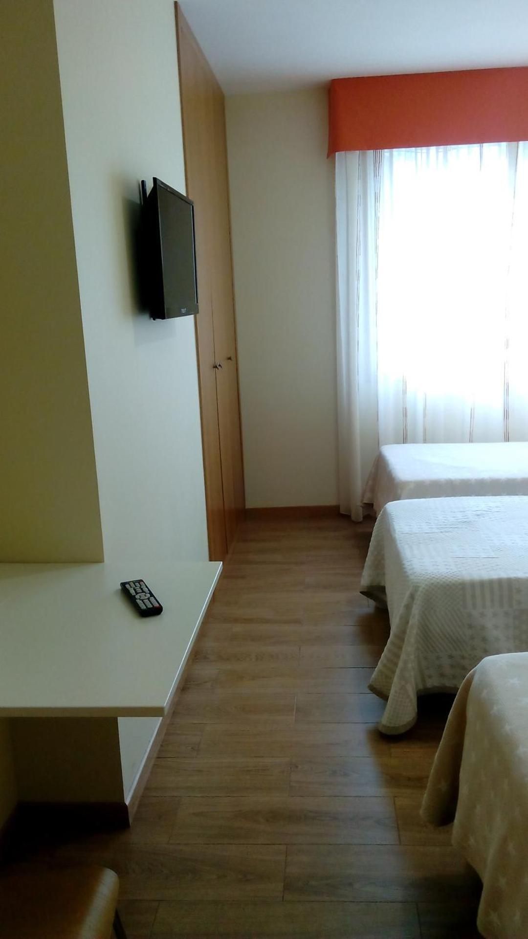 Comfort Triple Room with Shower