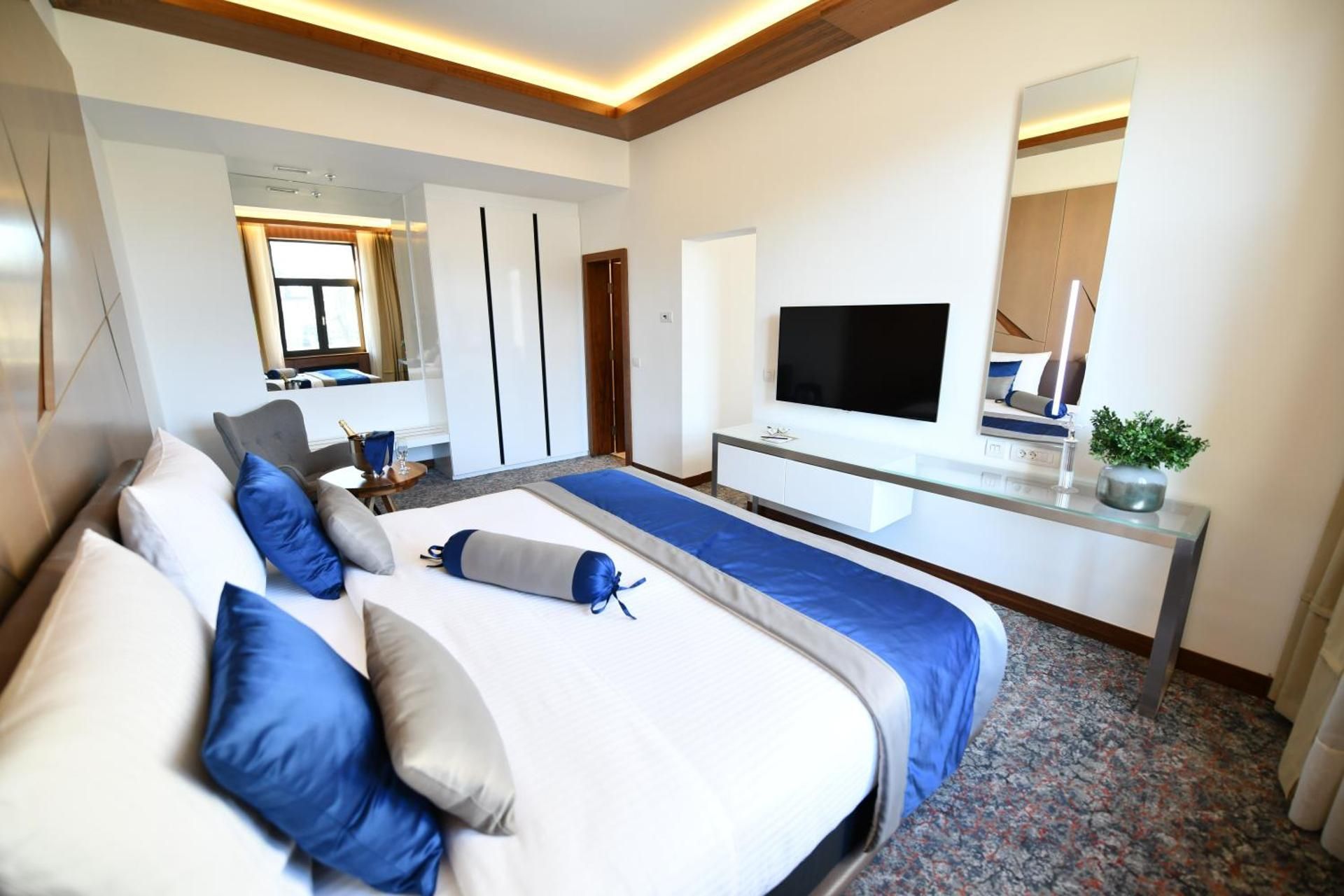 Presidential Suite