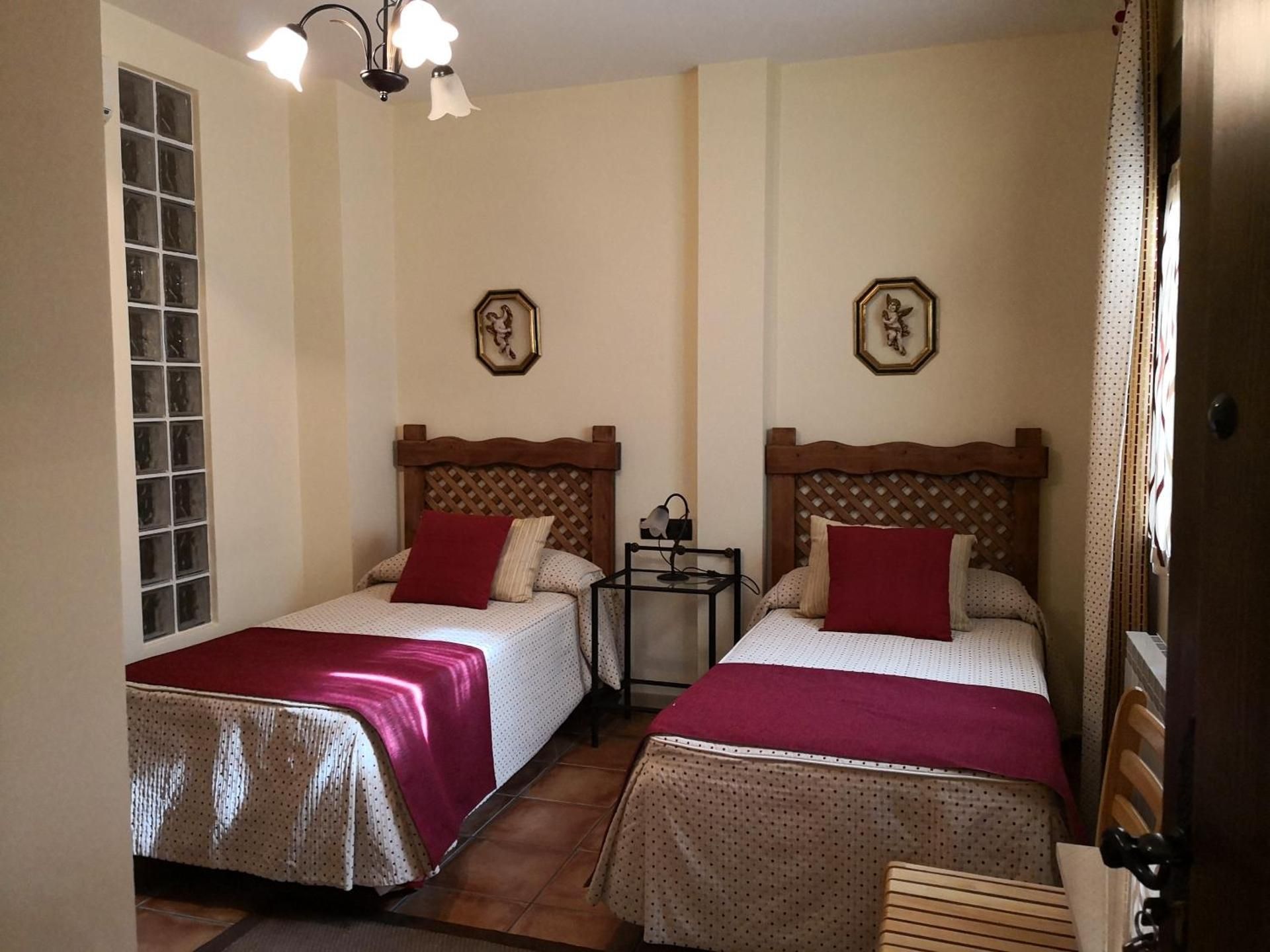 Double or Twin Room with Private Bathroom