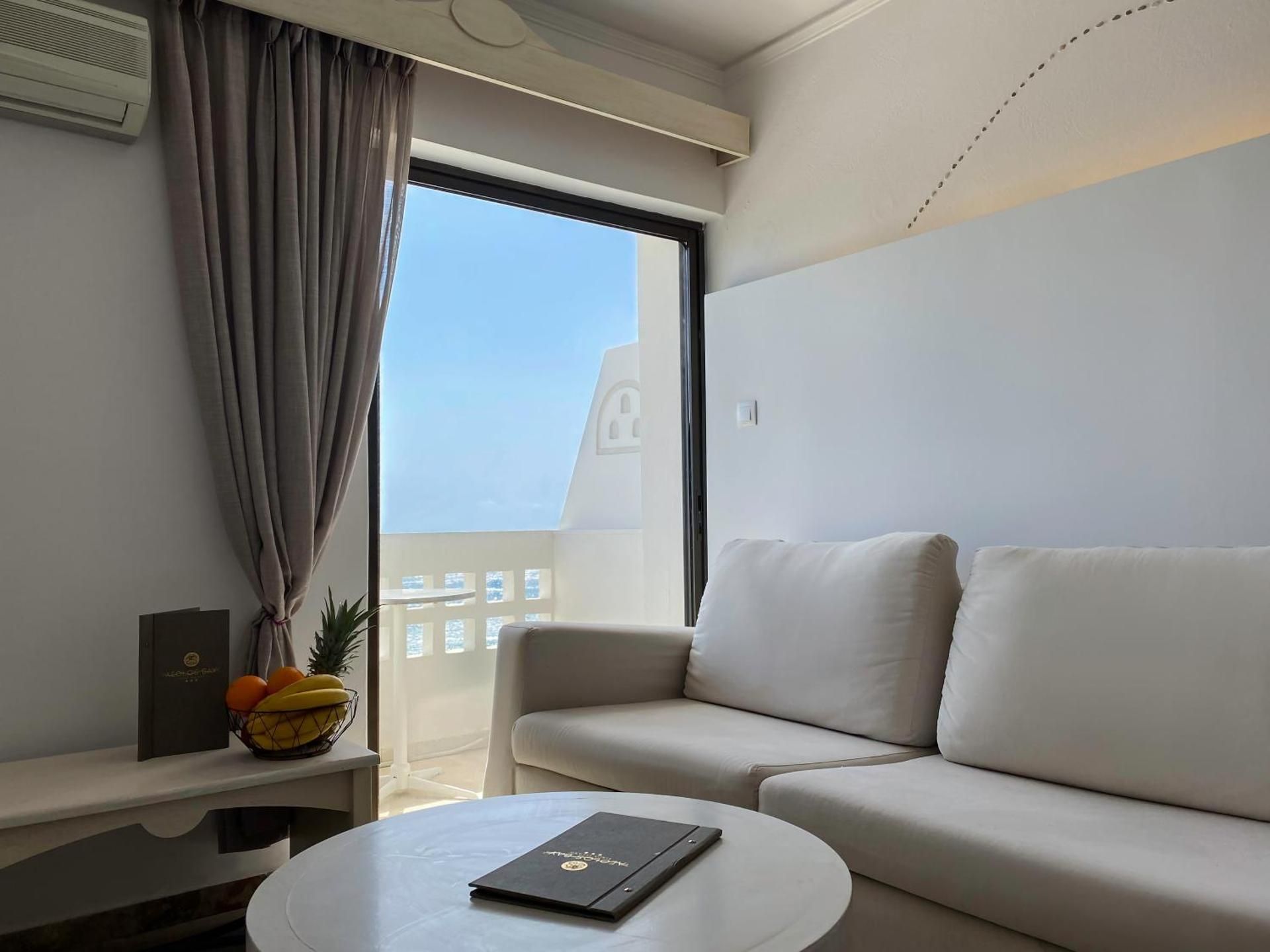 Aeolos Bay Tinos Quadruple Room with Sea View 2