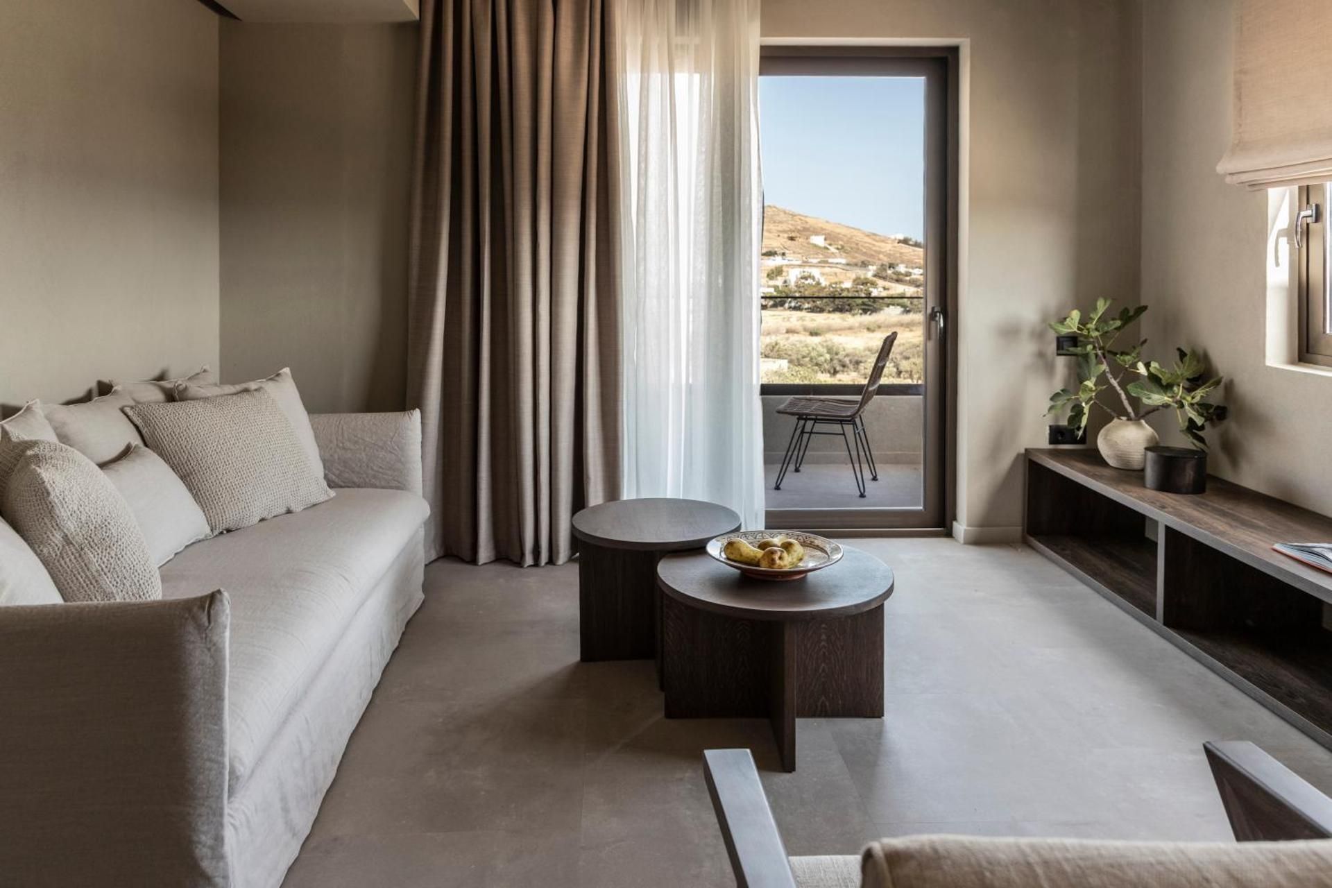 Carven Two-Bedroom Suite | Sea View