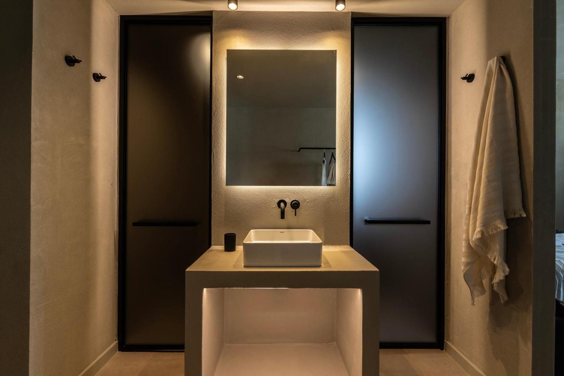 Prestige Suite | Jetted Tub | Sea View