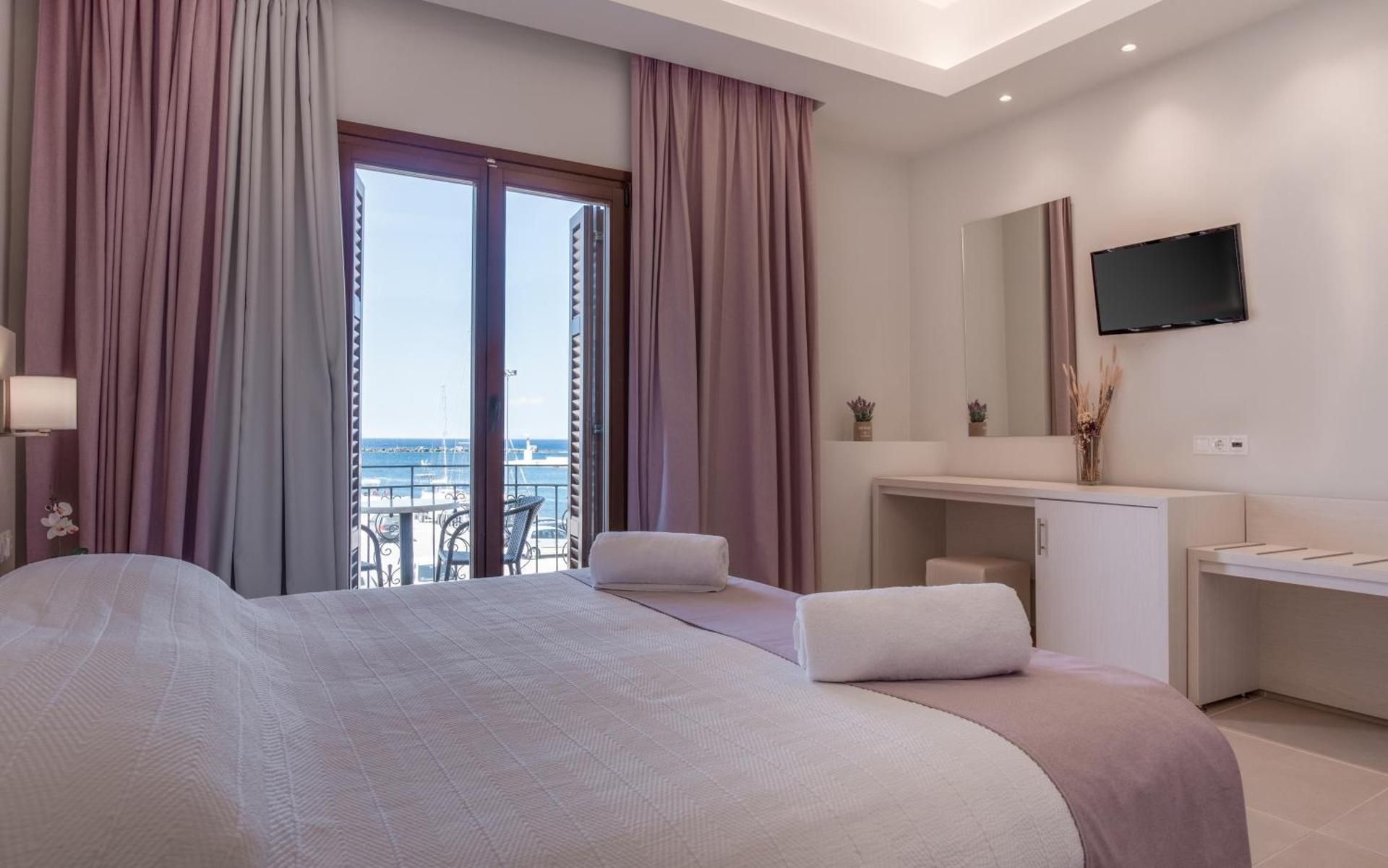 Superior Double Room with 1 Double Bed with Sea View