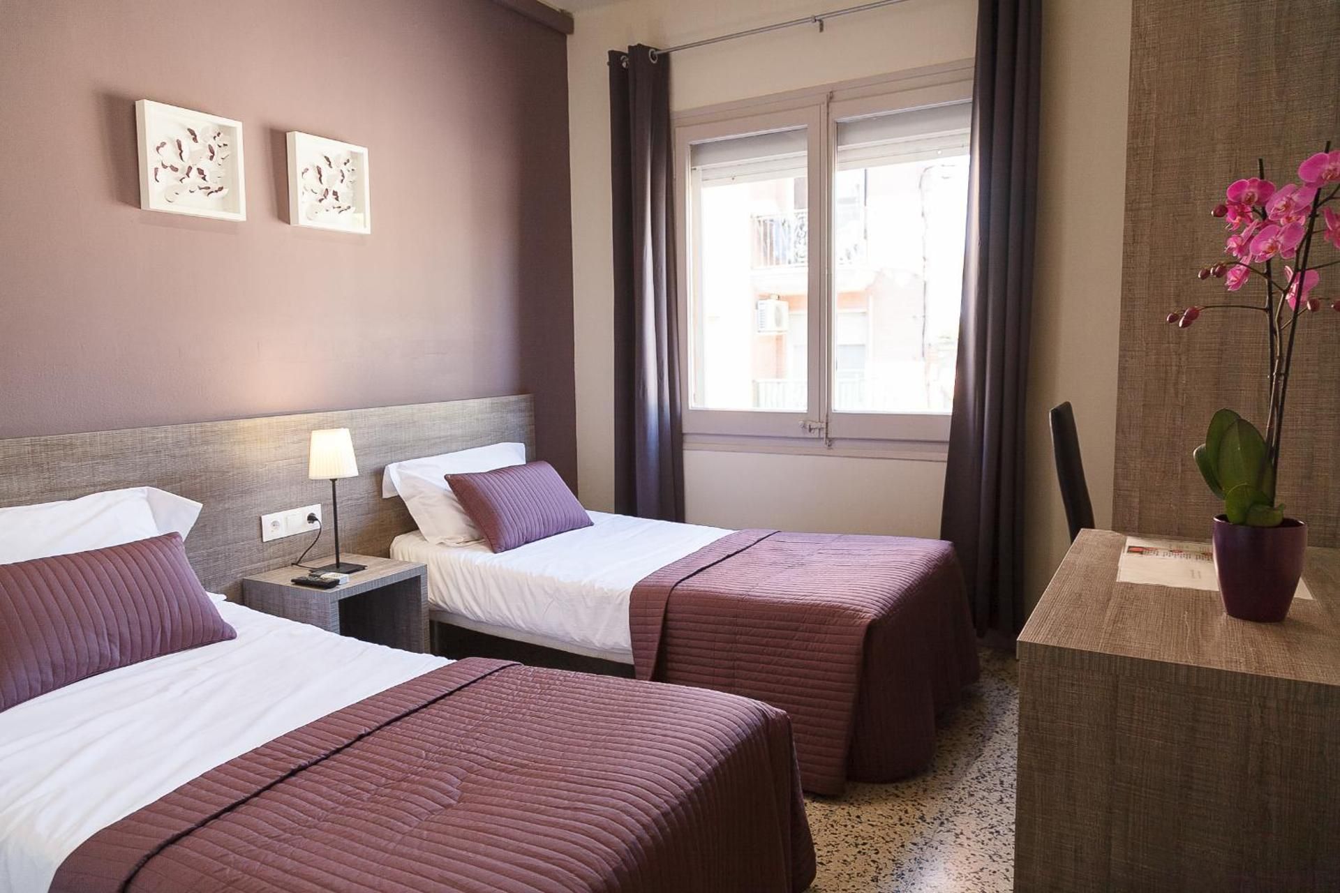 	Standard Double Room with Private Bathroom