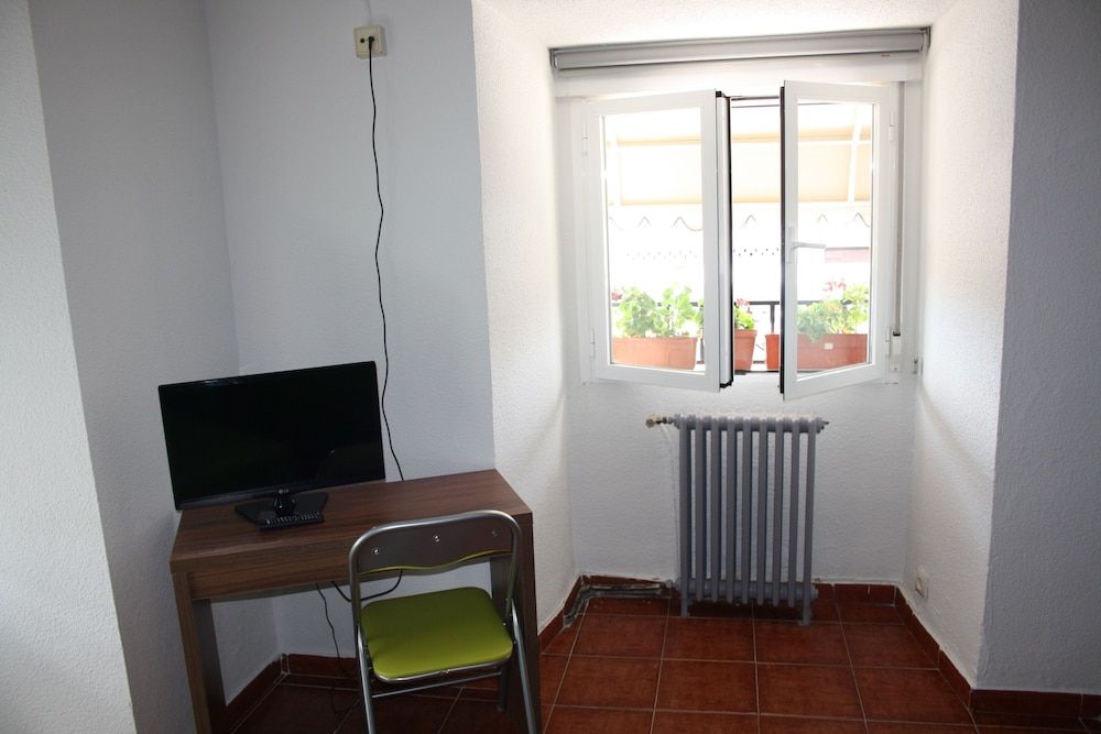 Hostal la Estación Double or Twin Room 15