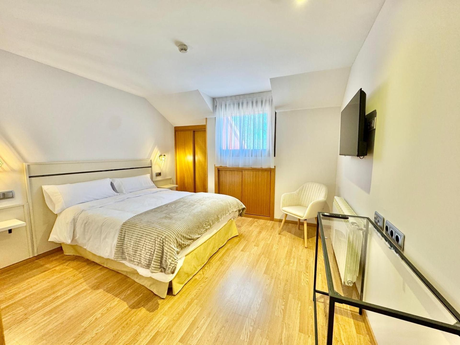 Hotel Avila Diro Double Room