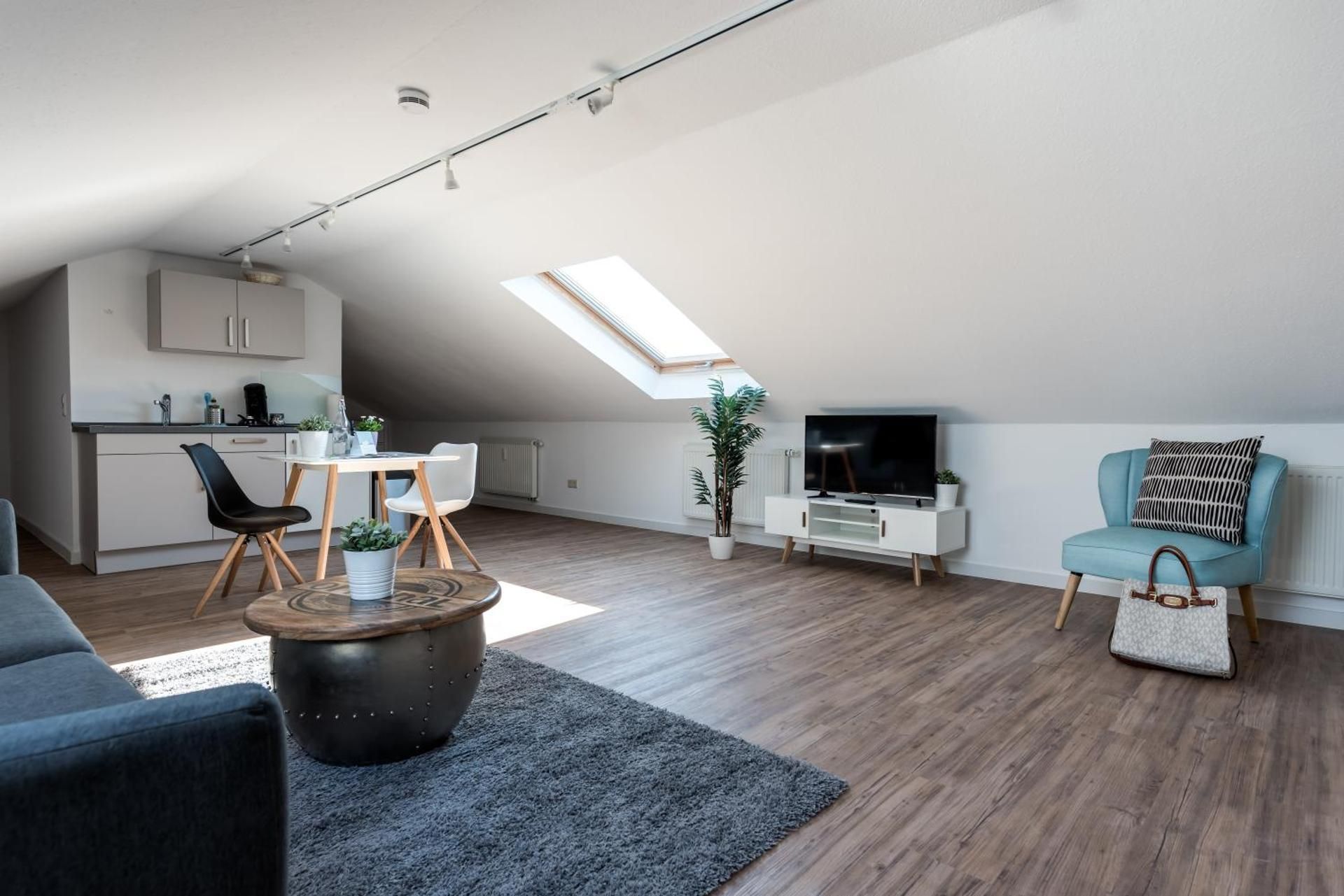 Studio Apartment