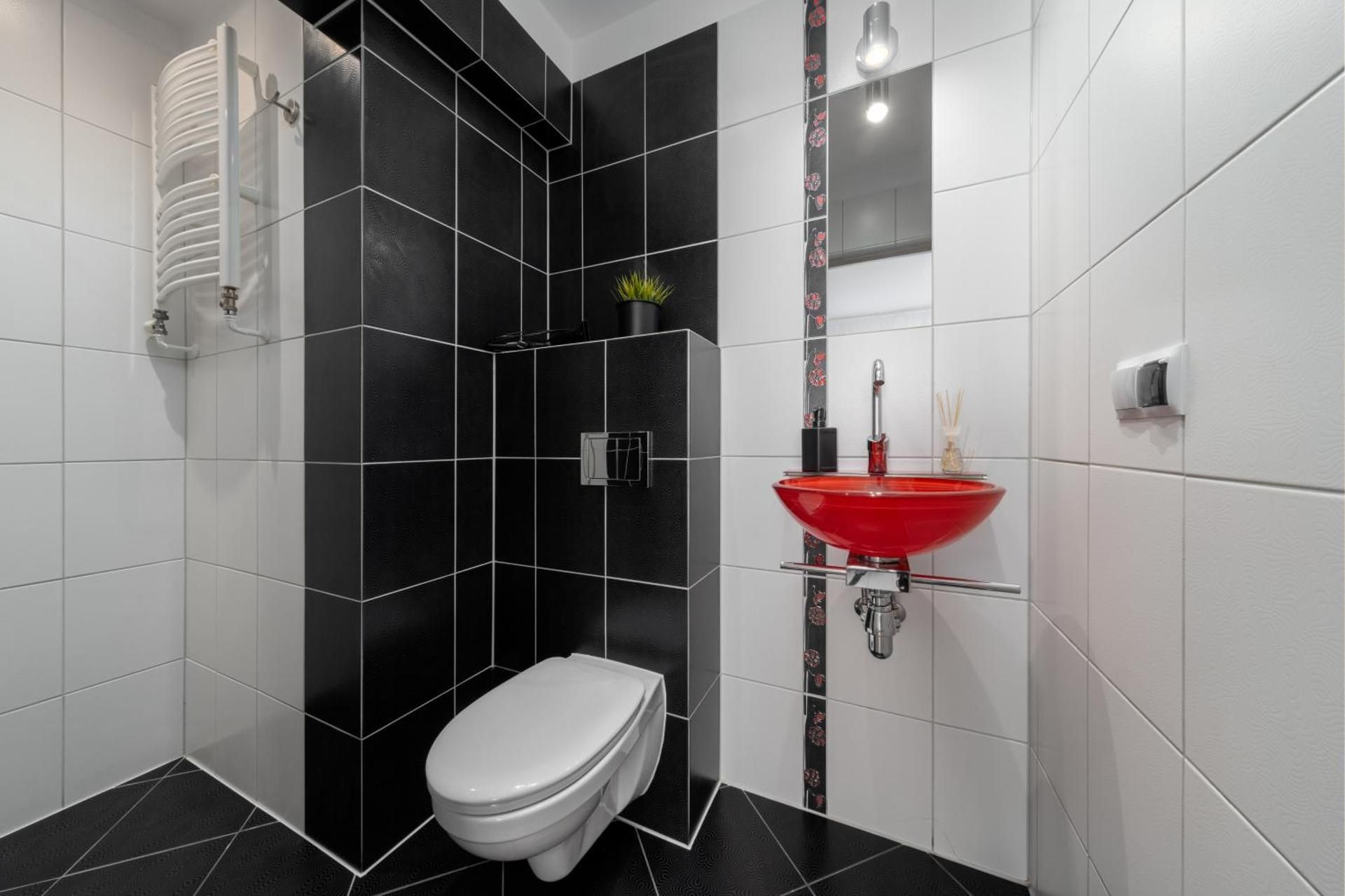 Studio (2 Adults)