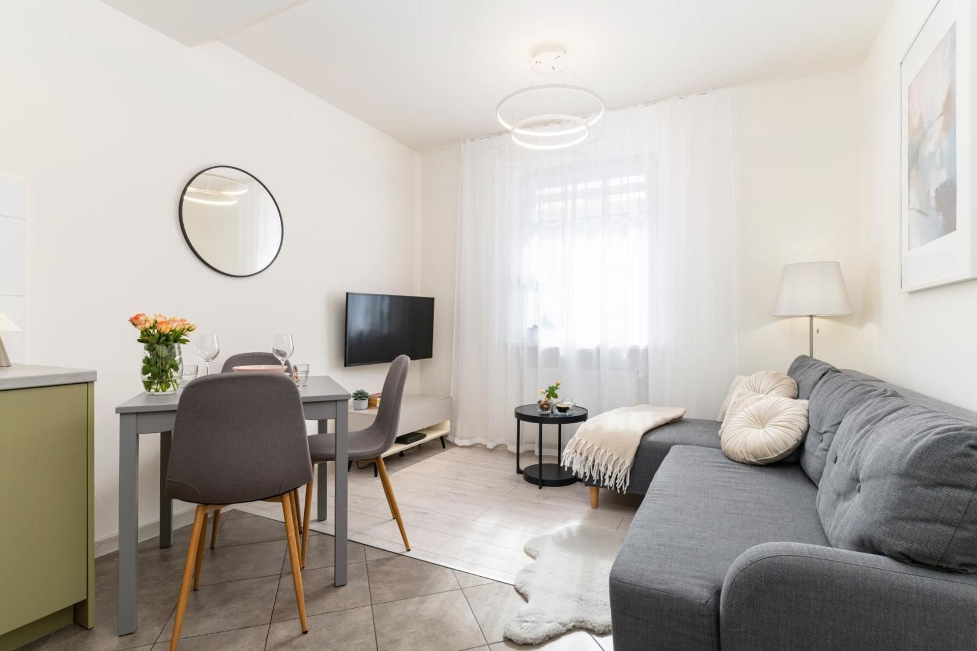 Deluxe Apartment
