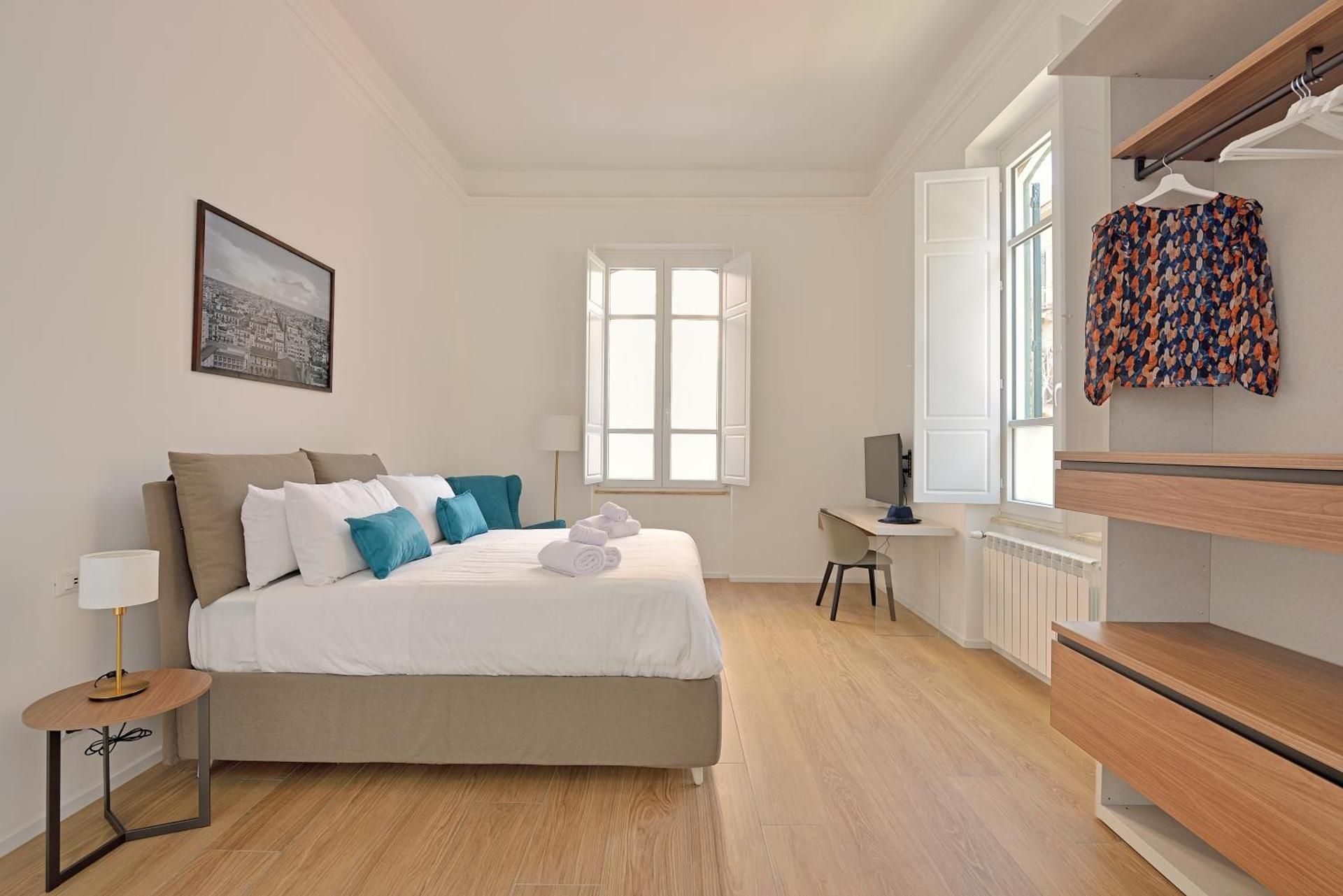 One-Bedroom Deluxe Apartment