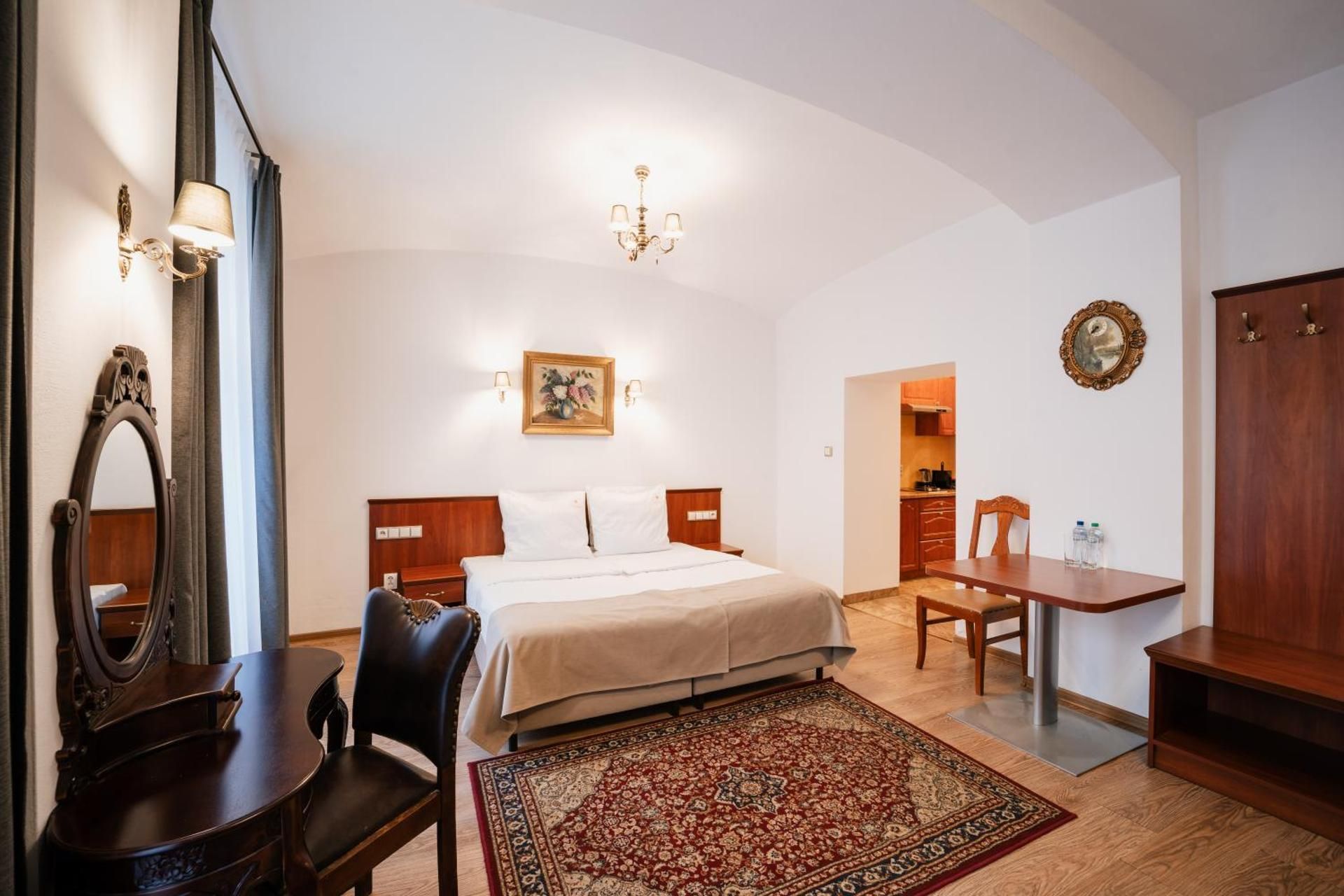 Apartment (2 Adults)