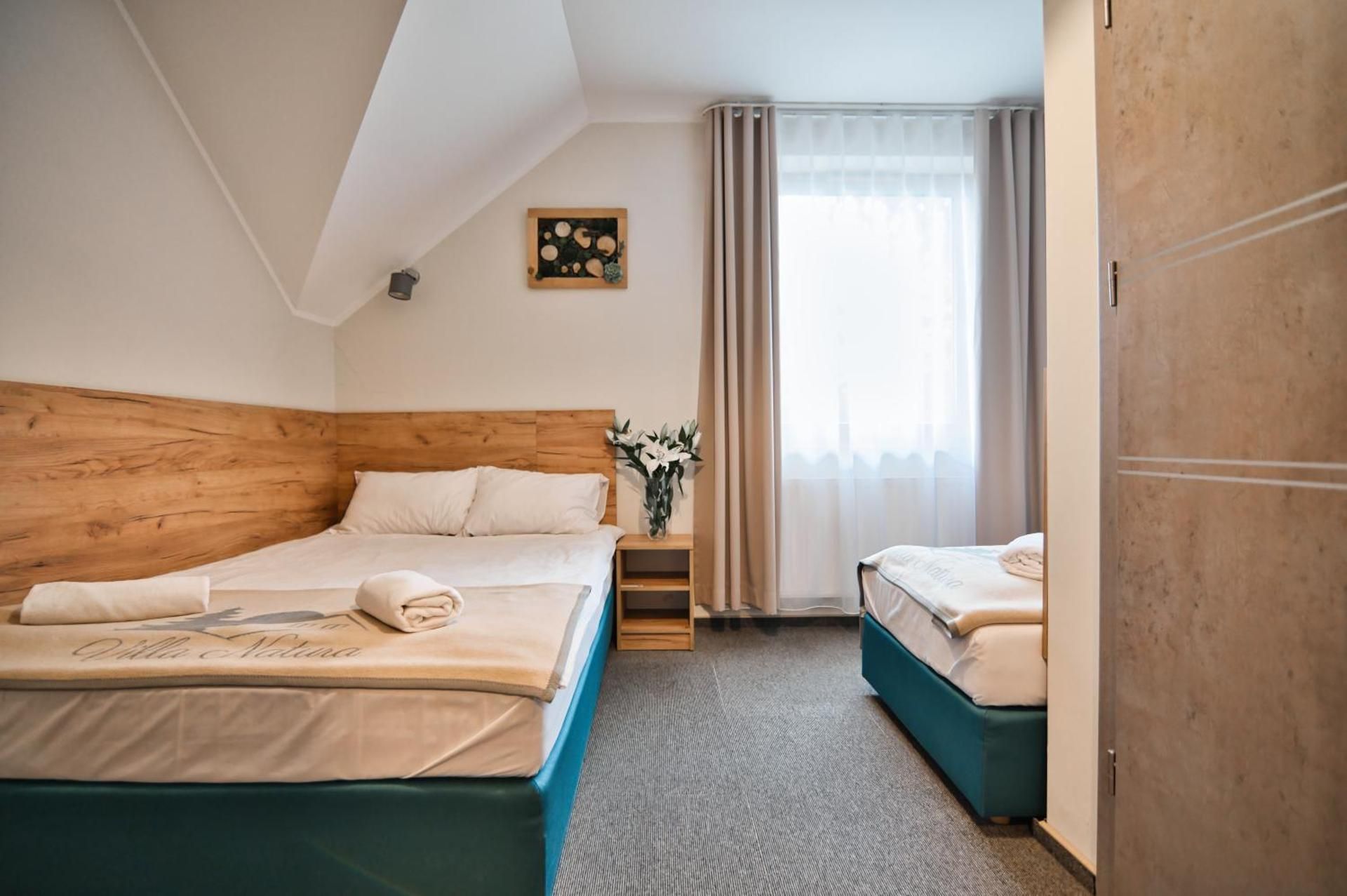 Economy Triple Room