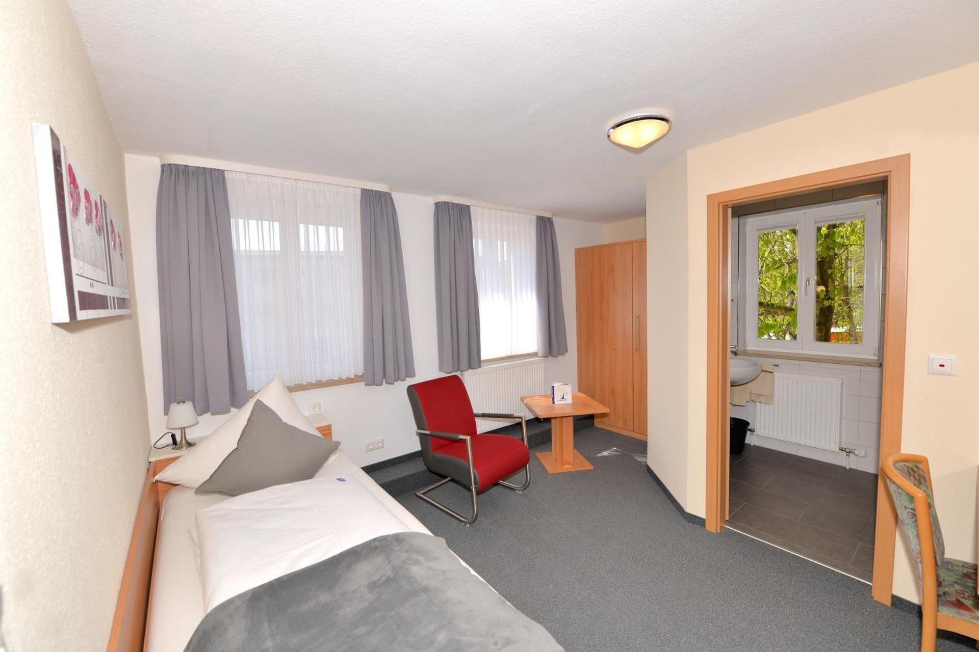 Deluxe Single Room