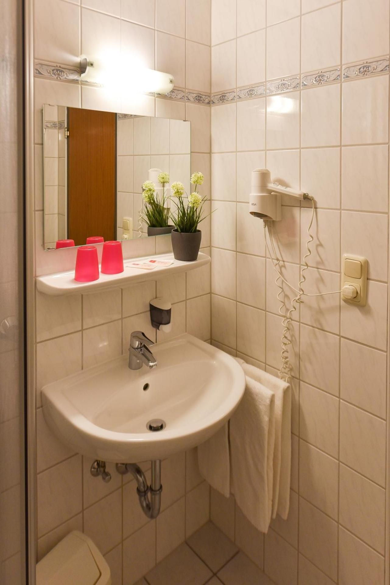 Single Room Standard