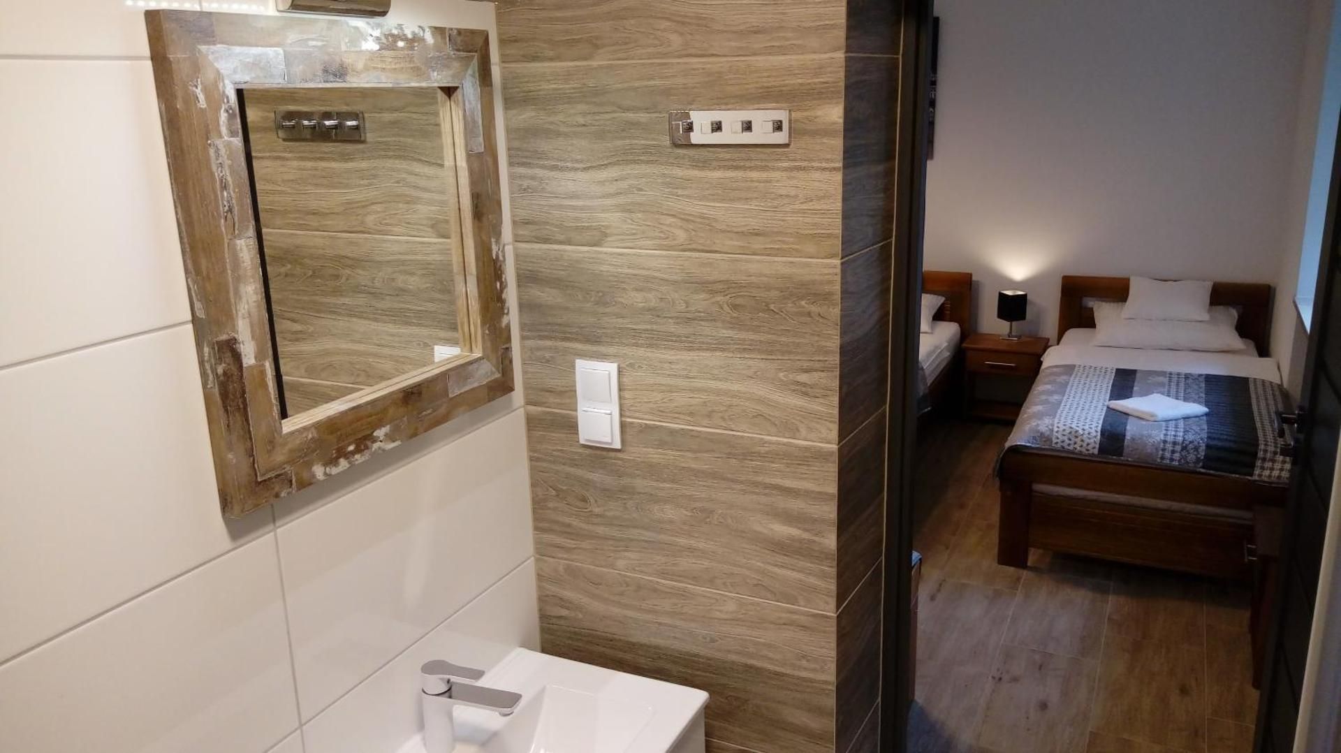 Quadruple Room with Private Bathroom