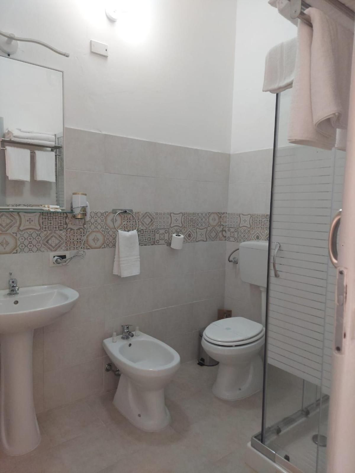 Triple Room with Private Bathroom