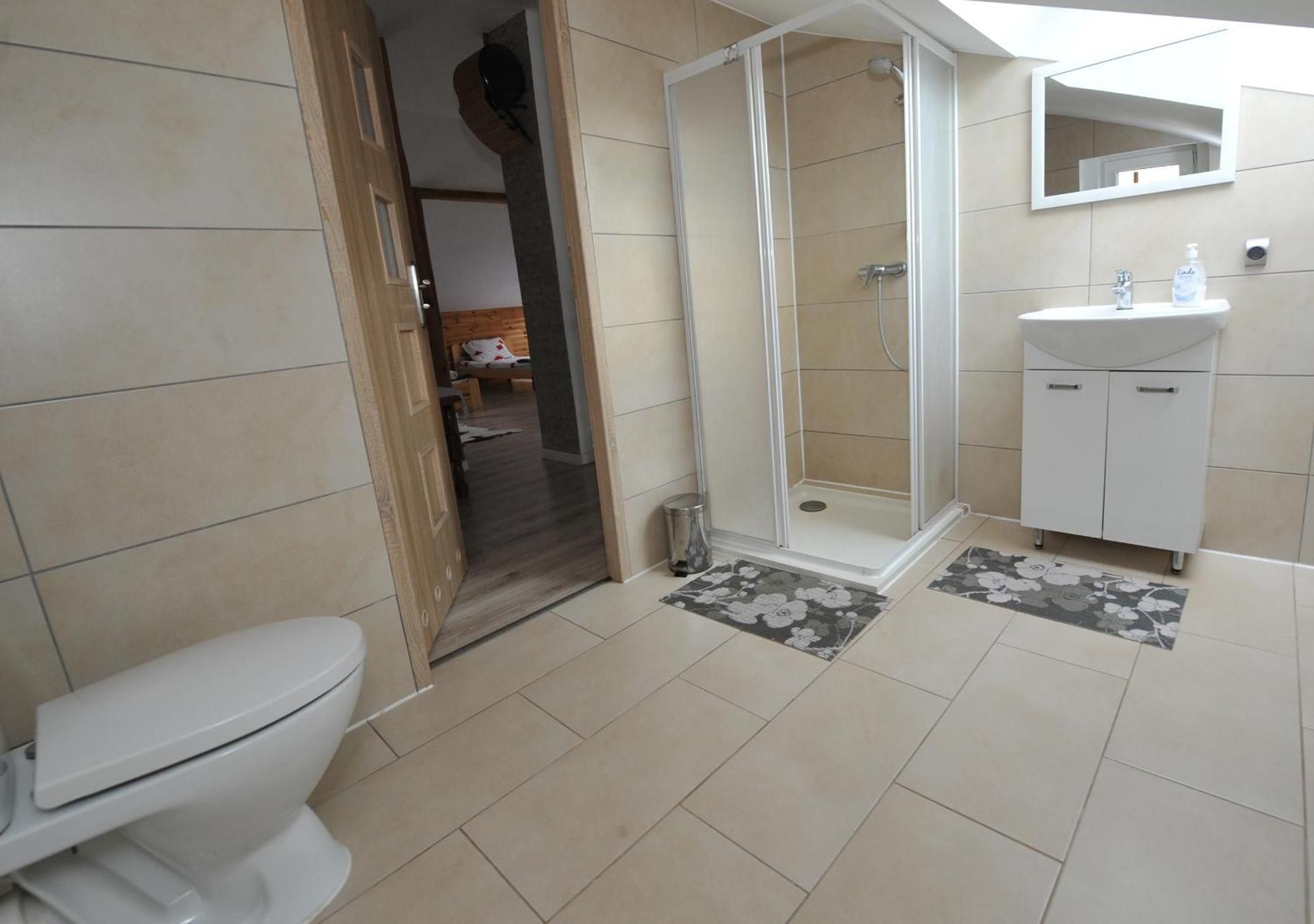 4-Bed Mixed Dormitory Room
