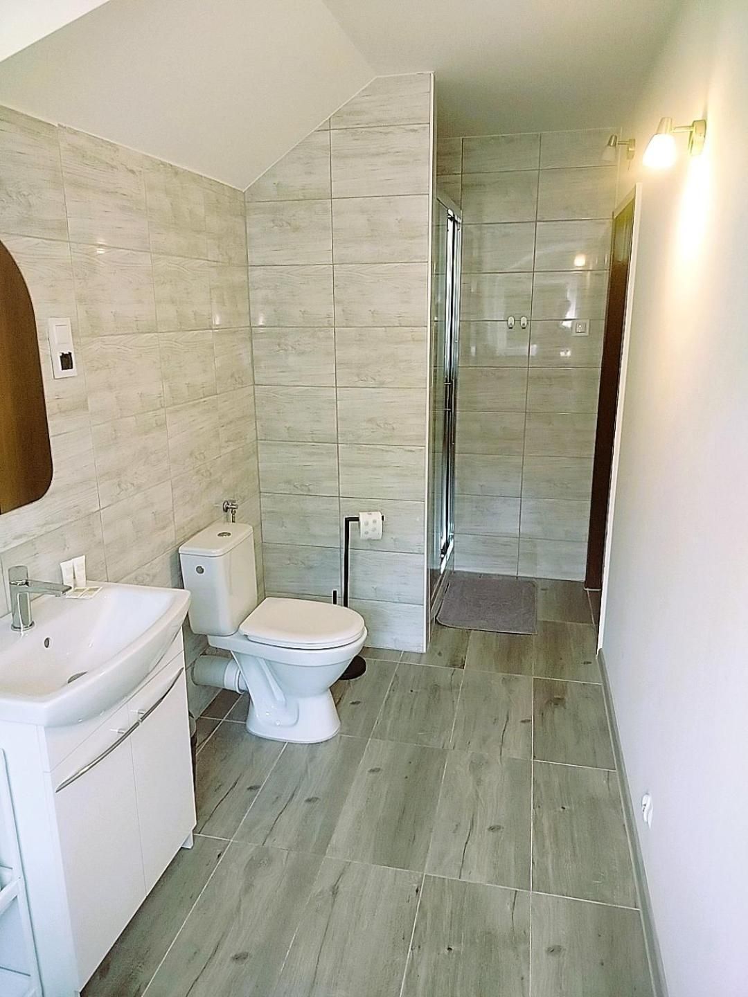 Double or Twin Room with Bathroom