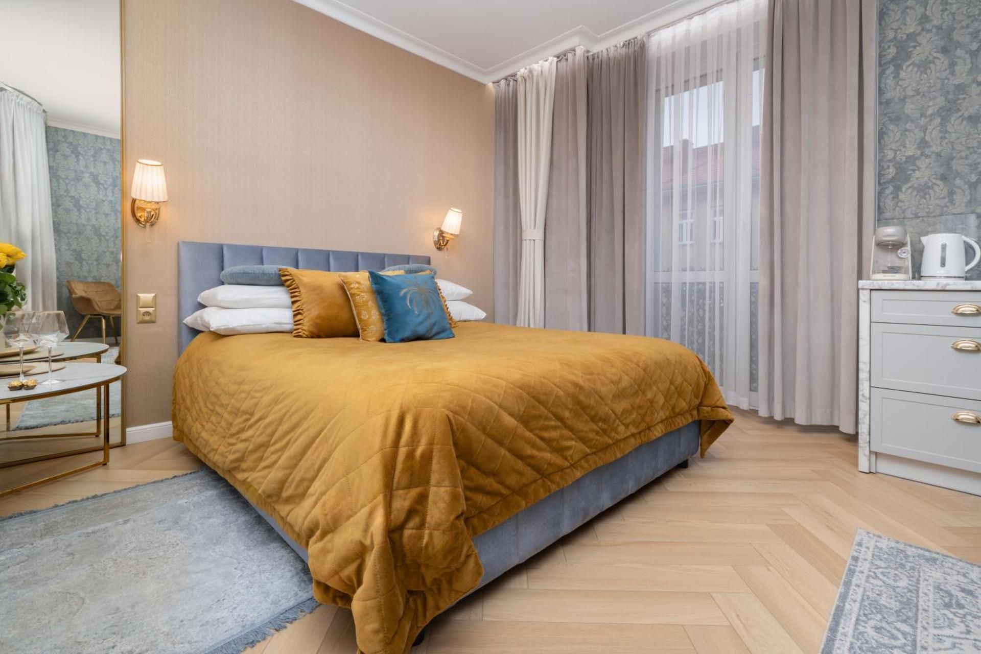 Superior Apartment